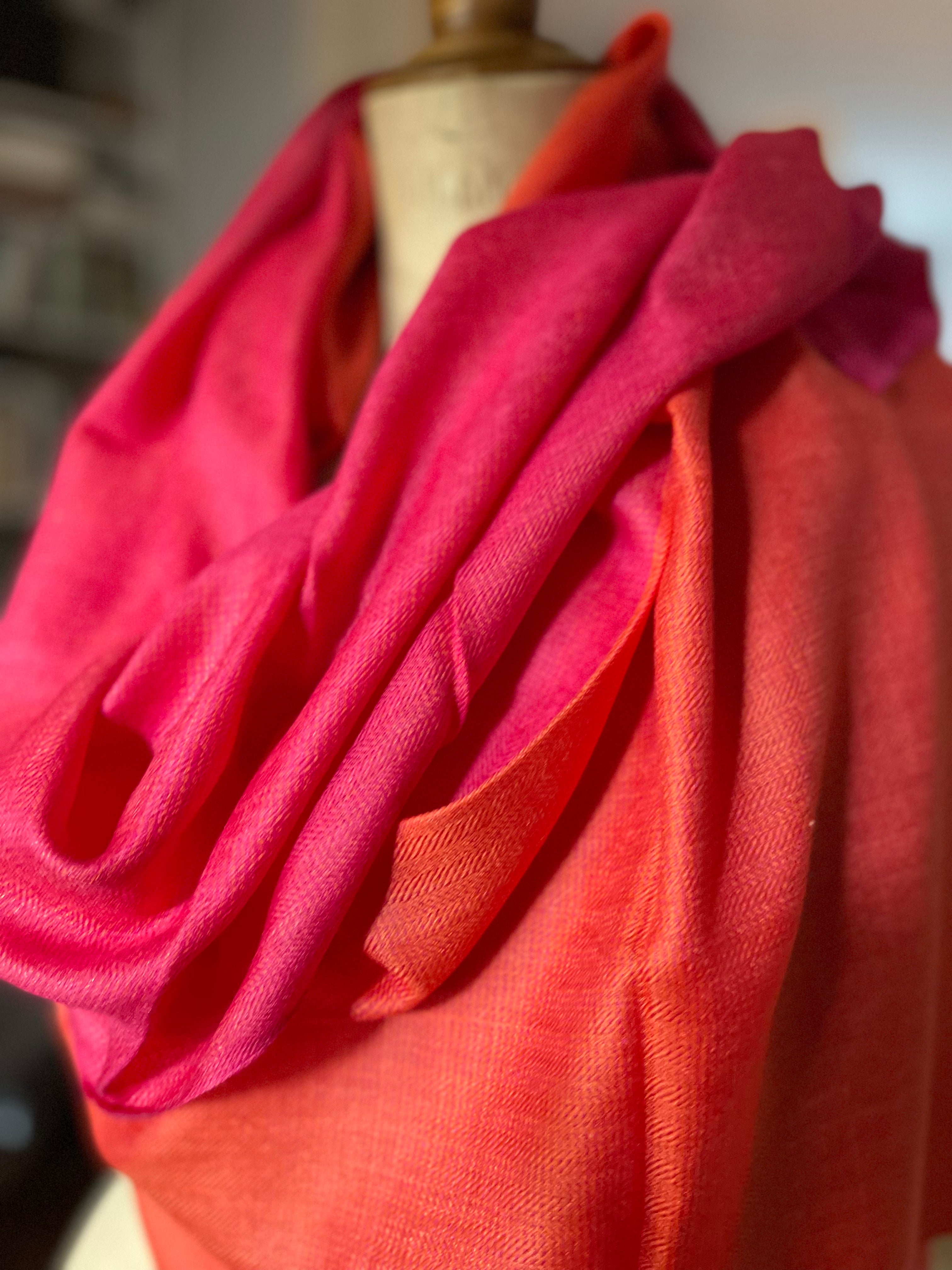 FINE MERINO WOOL - HOT PINK HEAT