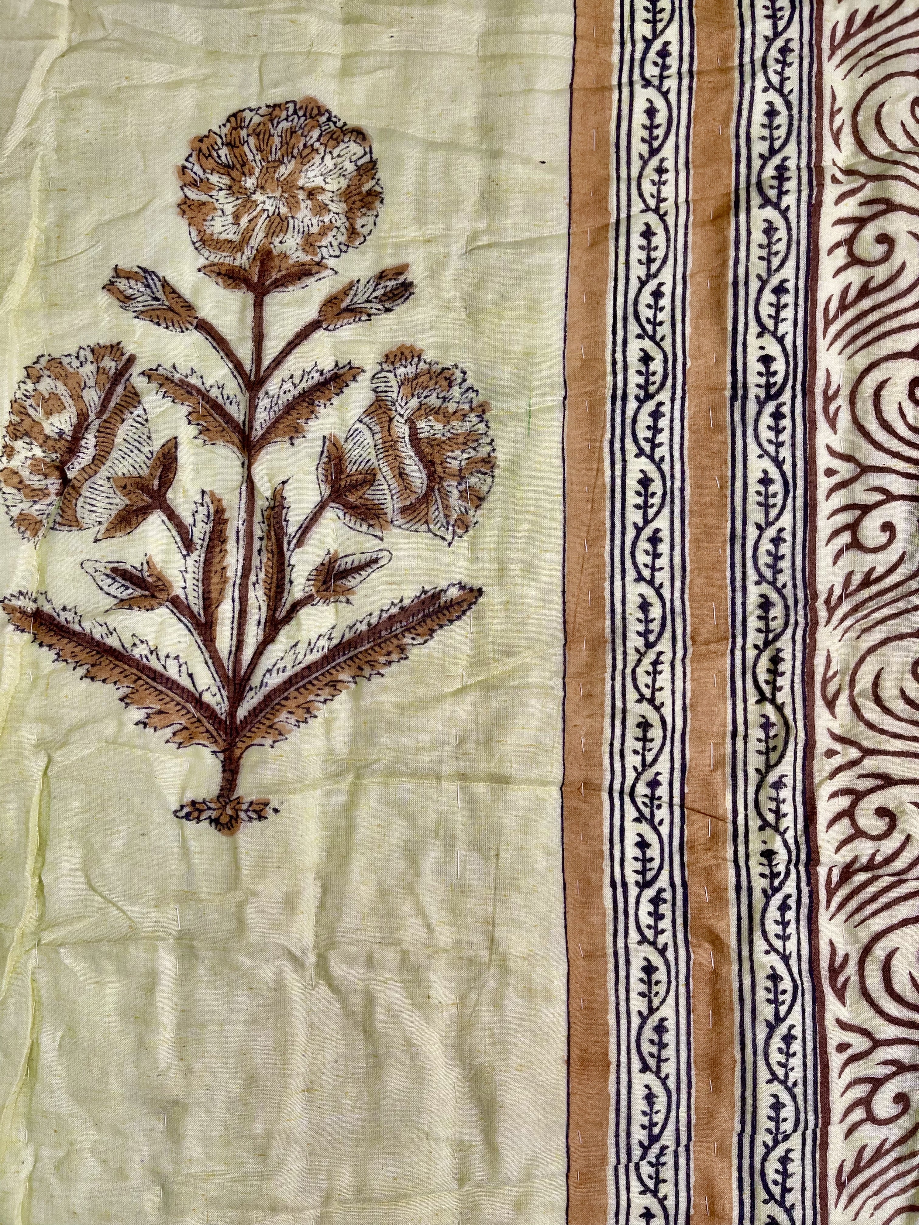 JAIPURI RAZAI - SOFT GOLD FLORAL