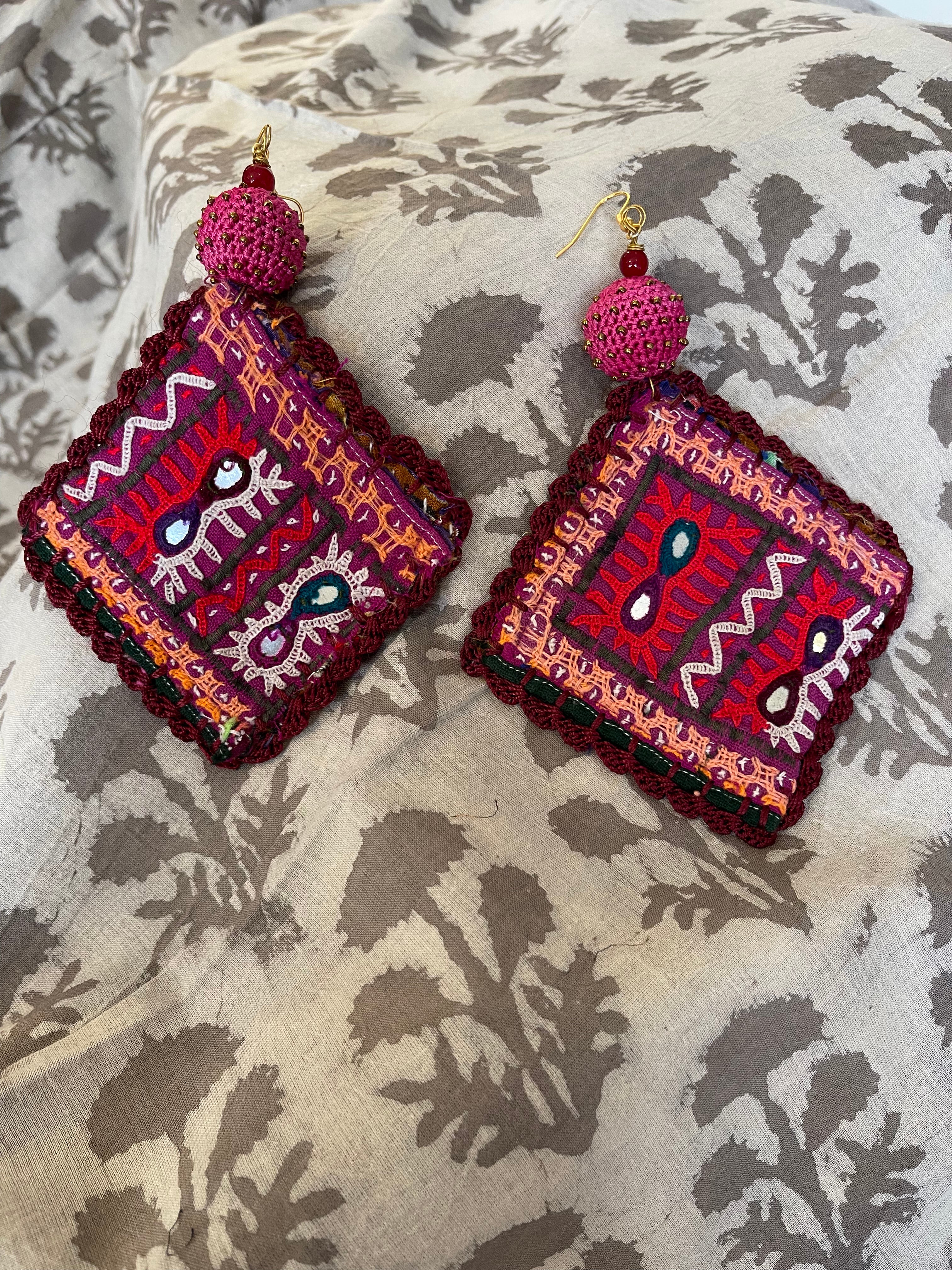 KUTCH TRIBAL PATCH - Polite purple Diamond