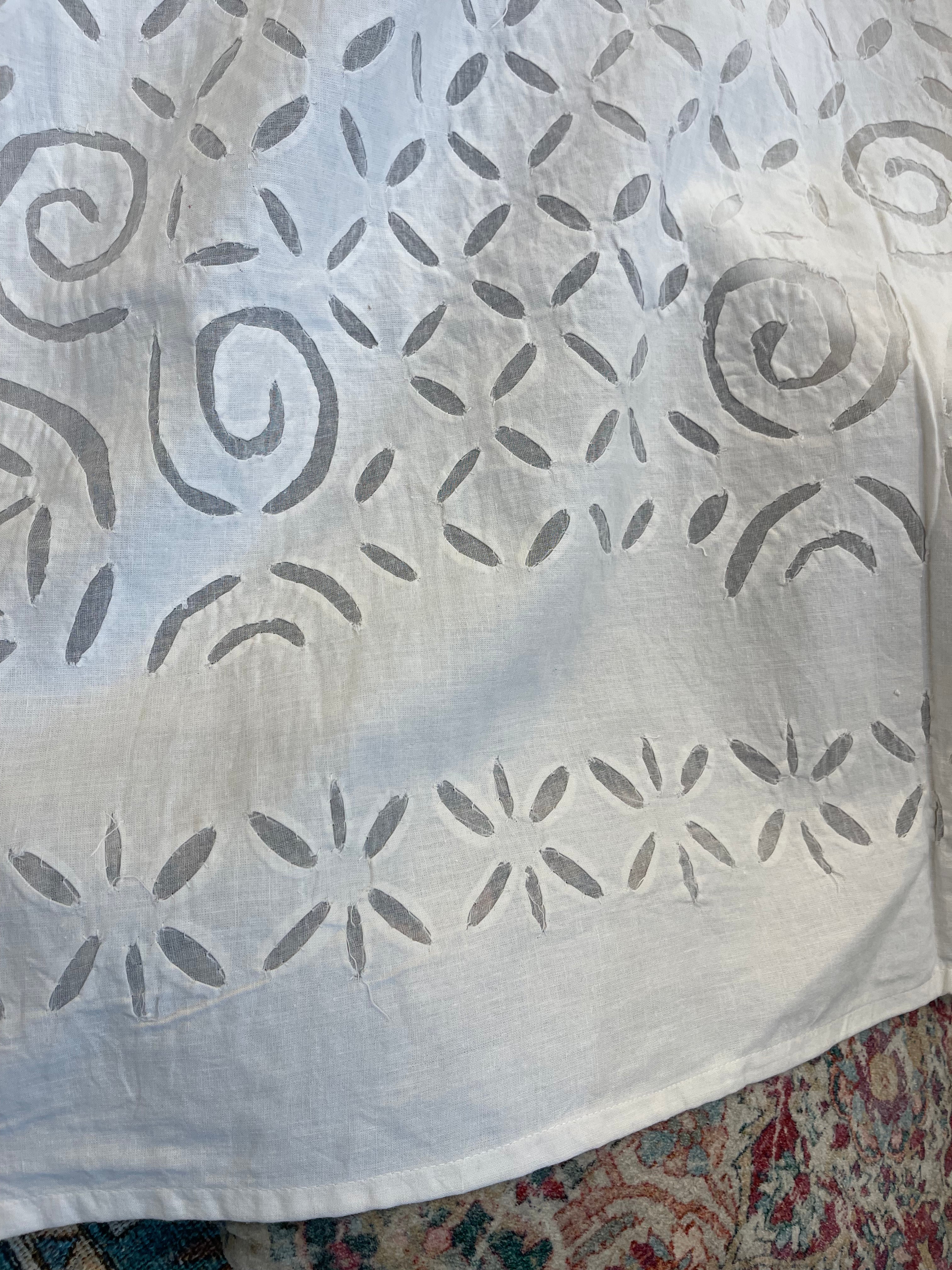 APPLIQUÉ BEDCOVER - Oasis