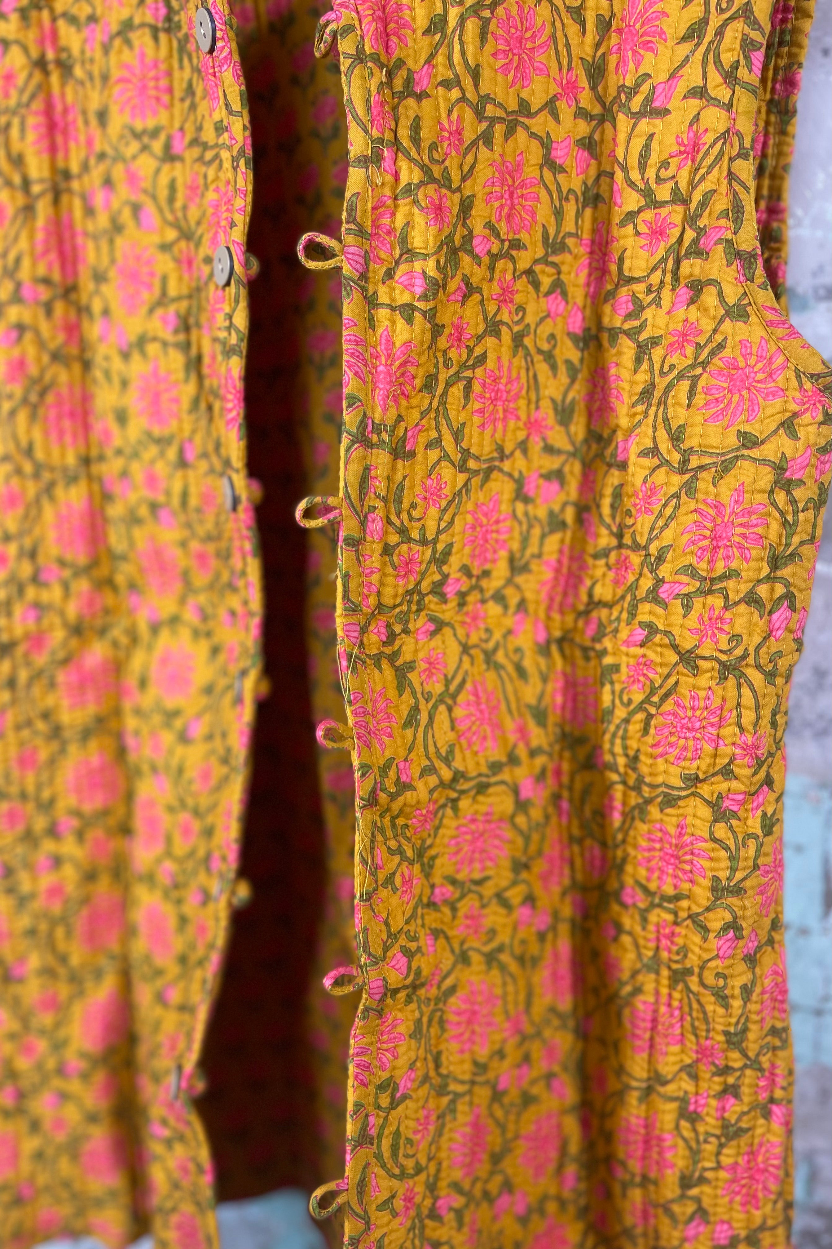 Handblock Printed Mughal Vest - Turmeric Pink