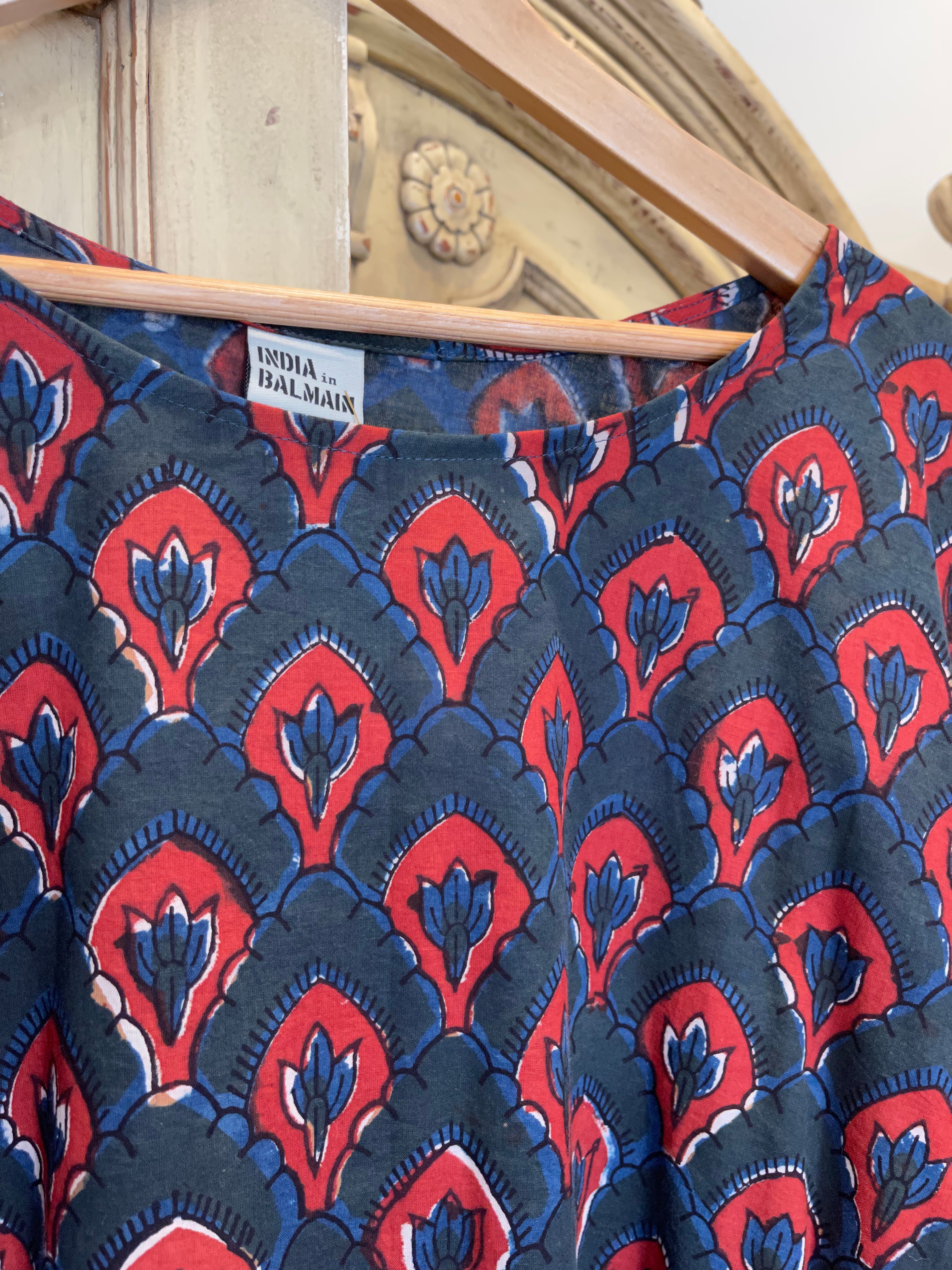Fine Indian cotton handblock AJRAKH top in natural dyes, Big Fans Pattern