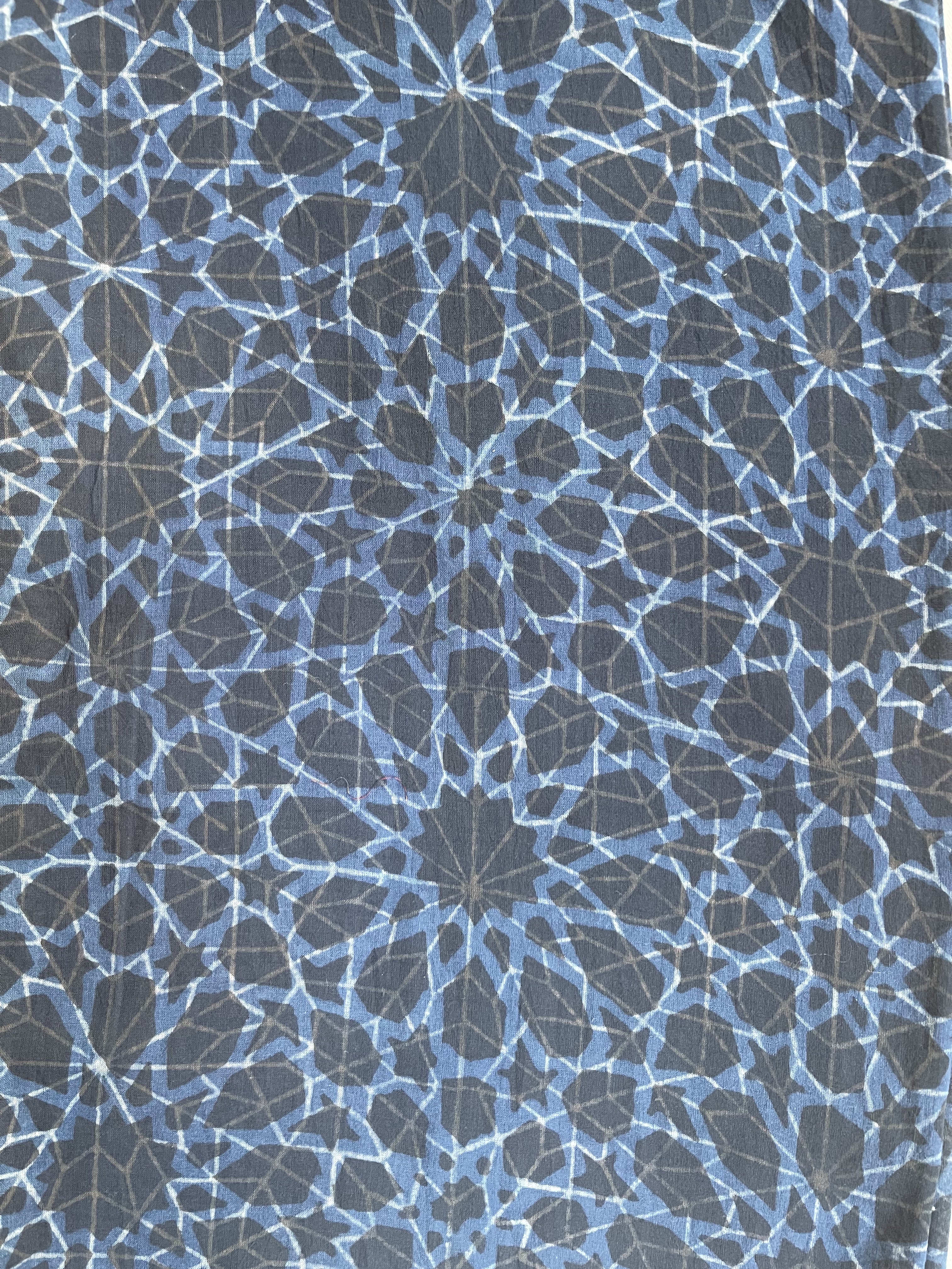 Fine Muslin Ajrakh Neck Warmer - Reflection