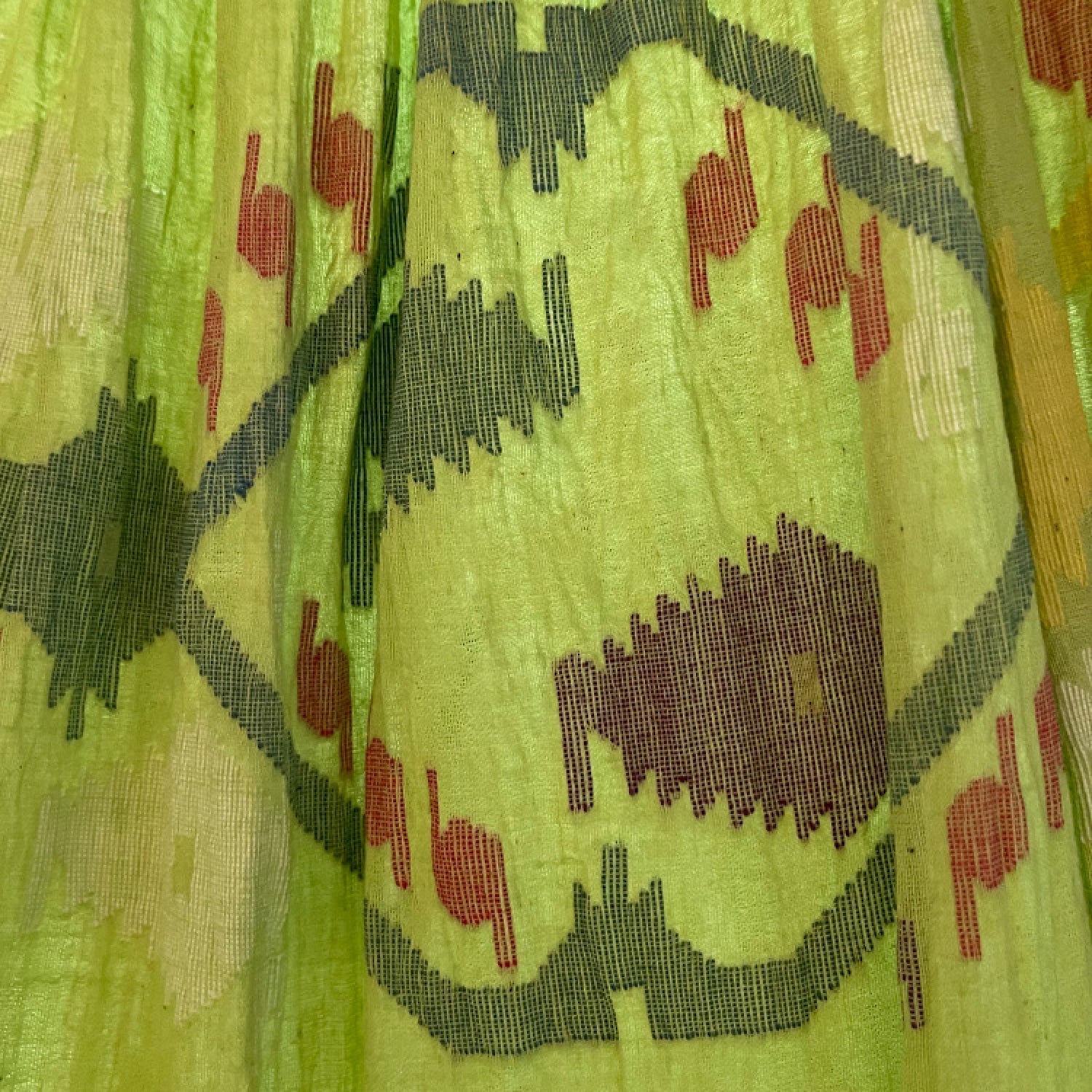 Woven ⋮ Jamdani