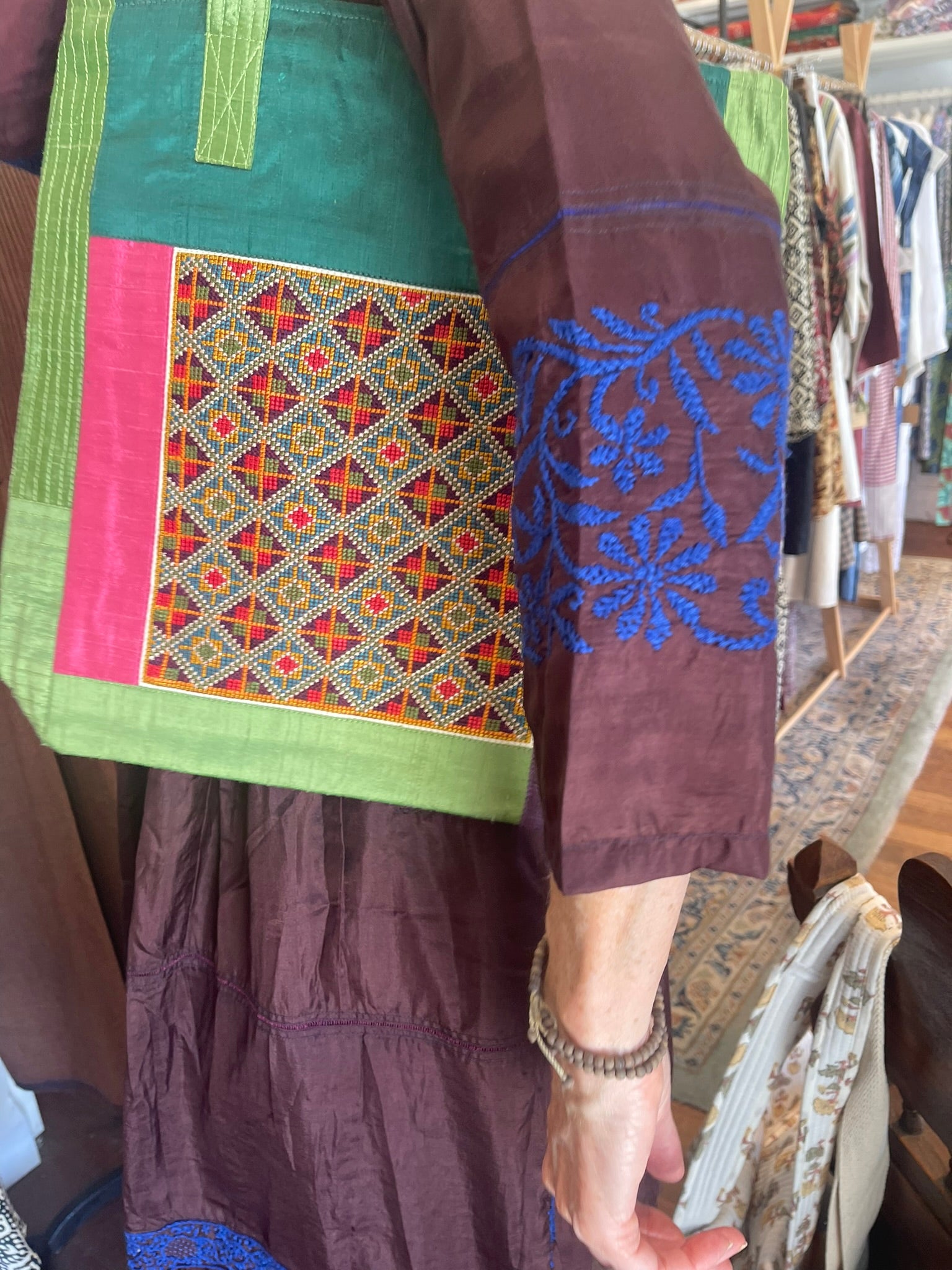 Embroidered JAT TOTE - Cool Lagoon