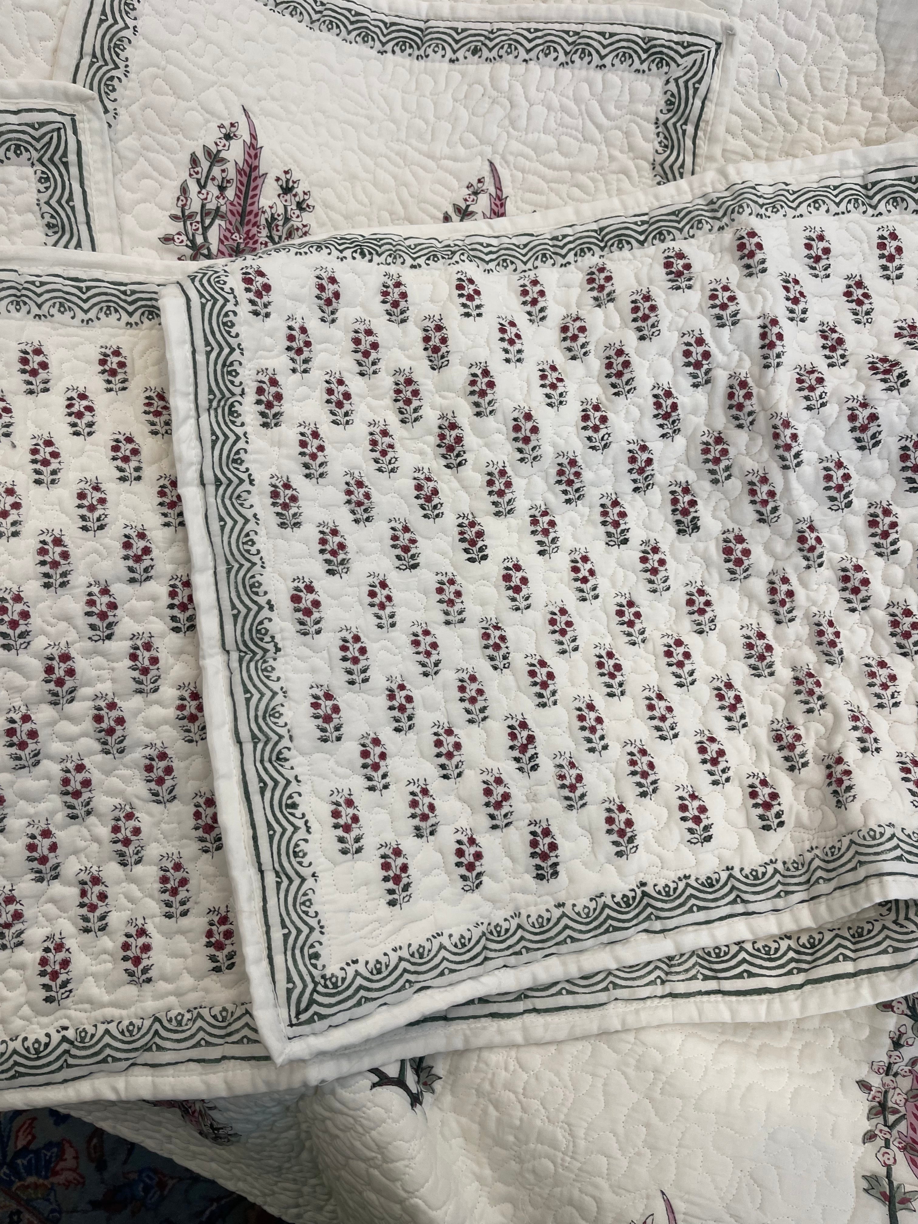 Cotton Quilt - Pink Cypress