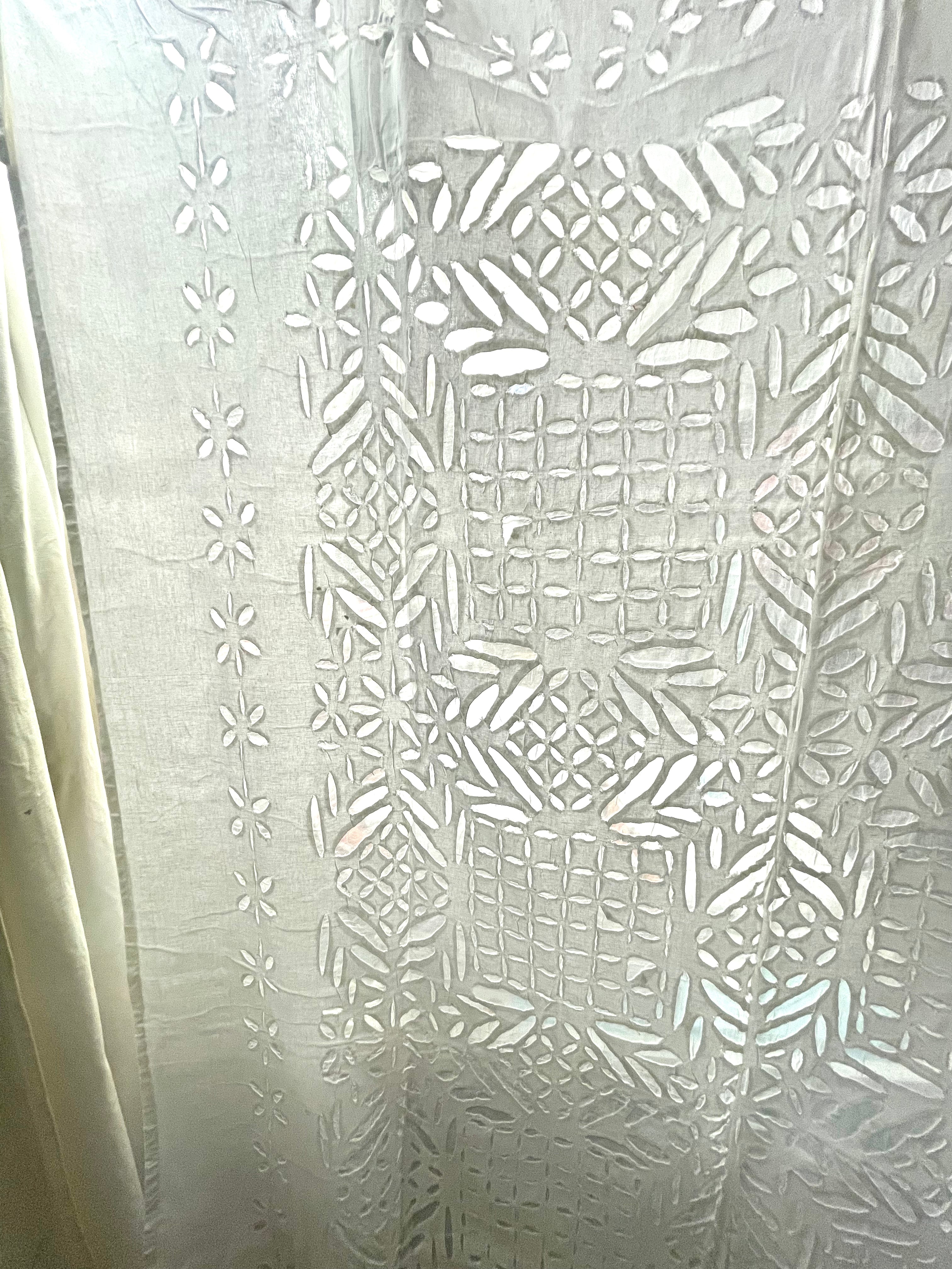APPLIQUÉ CURTAIN - Patchwork Star