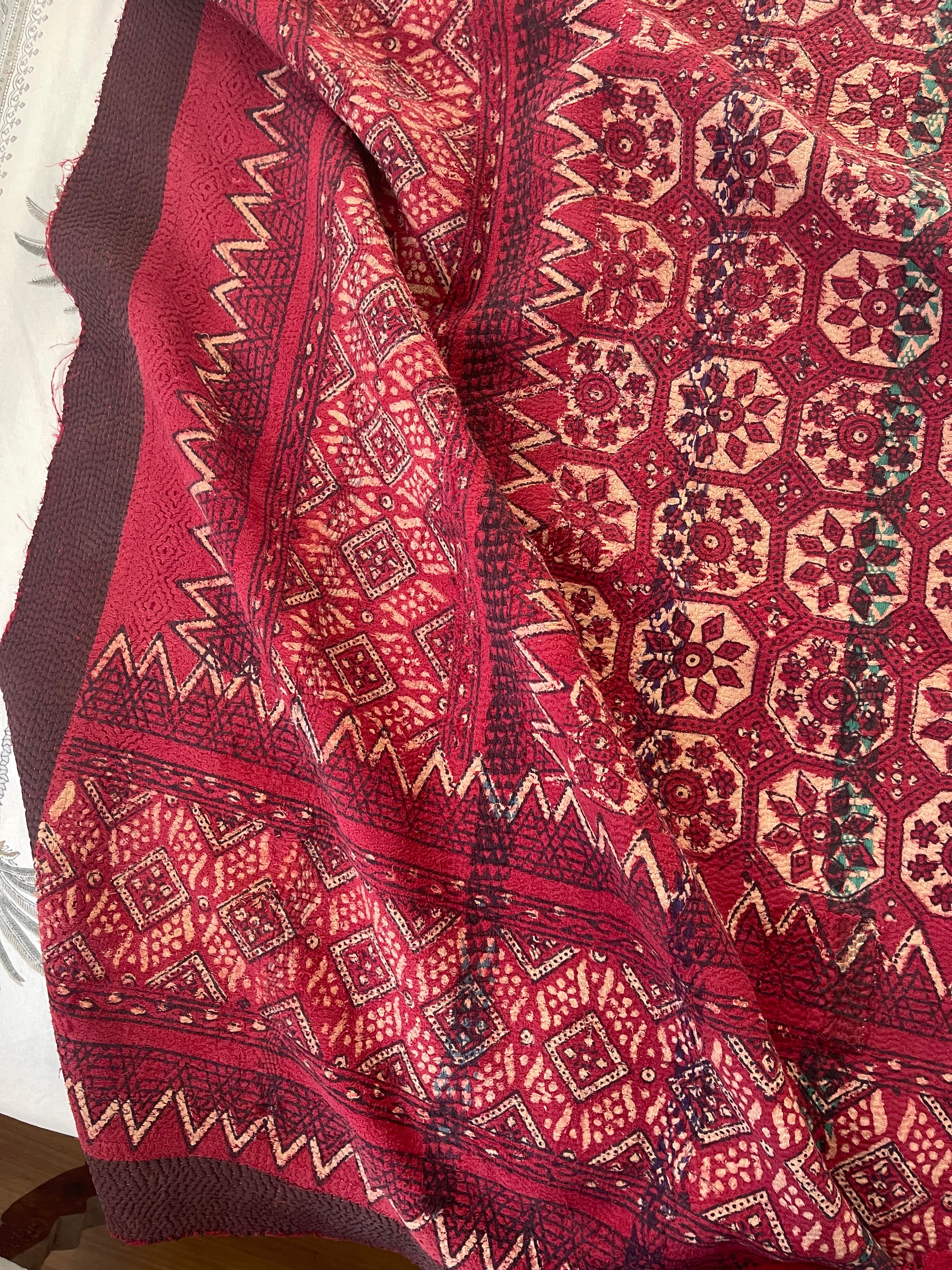 VINTAGE AJRAKH KANTHA - Stripe Madder Tile