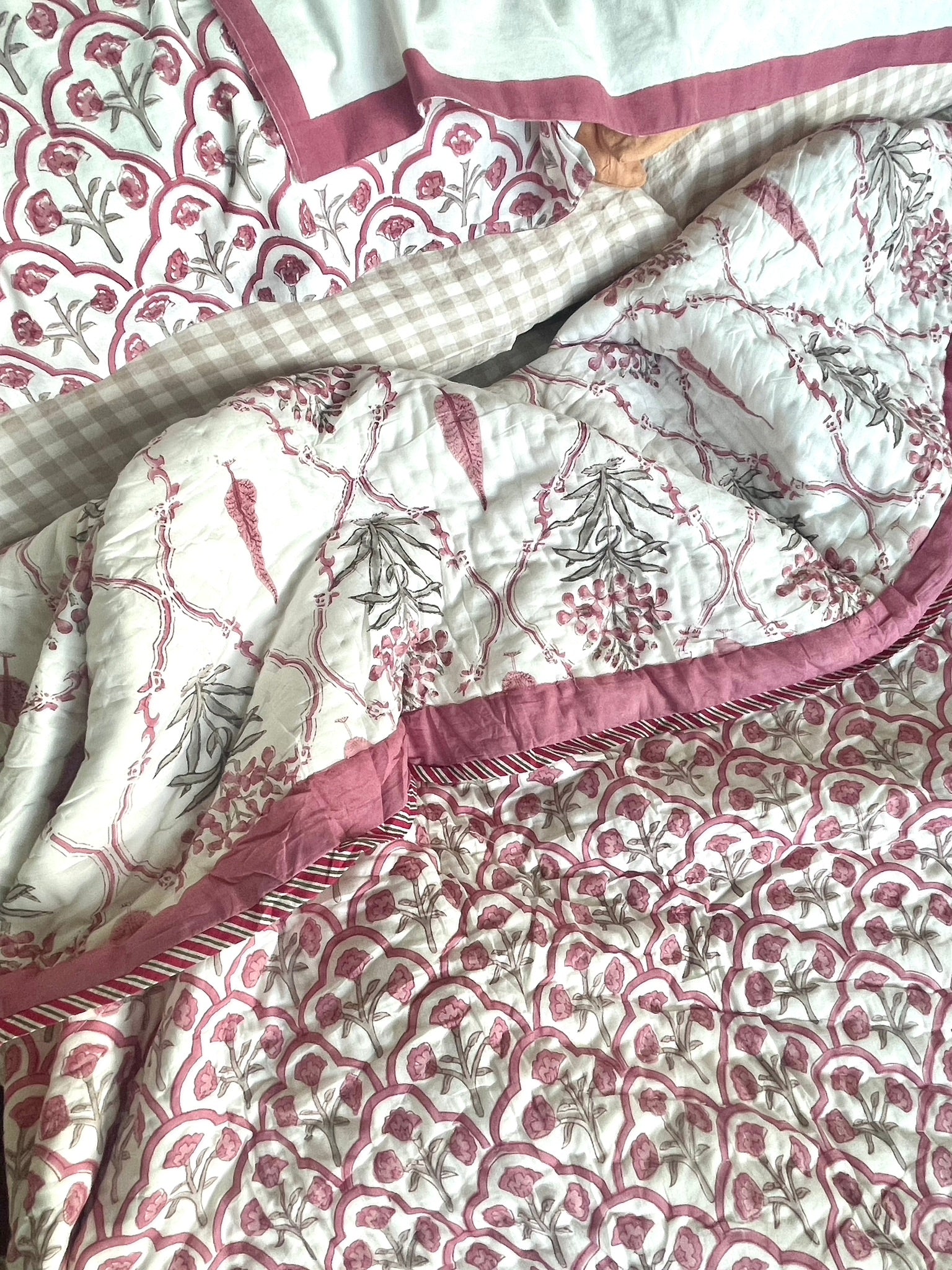 Jaipuri Cotton Quilt - Pink Floral