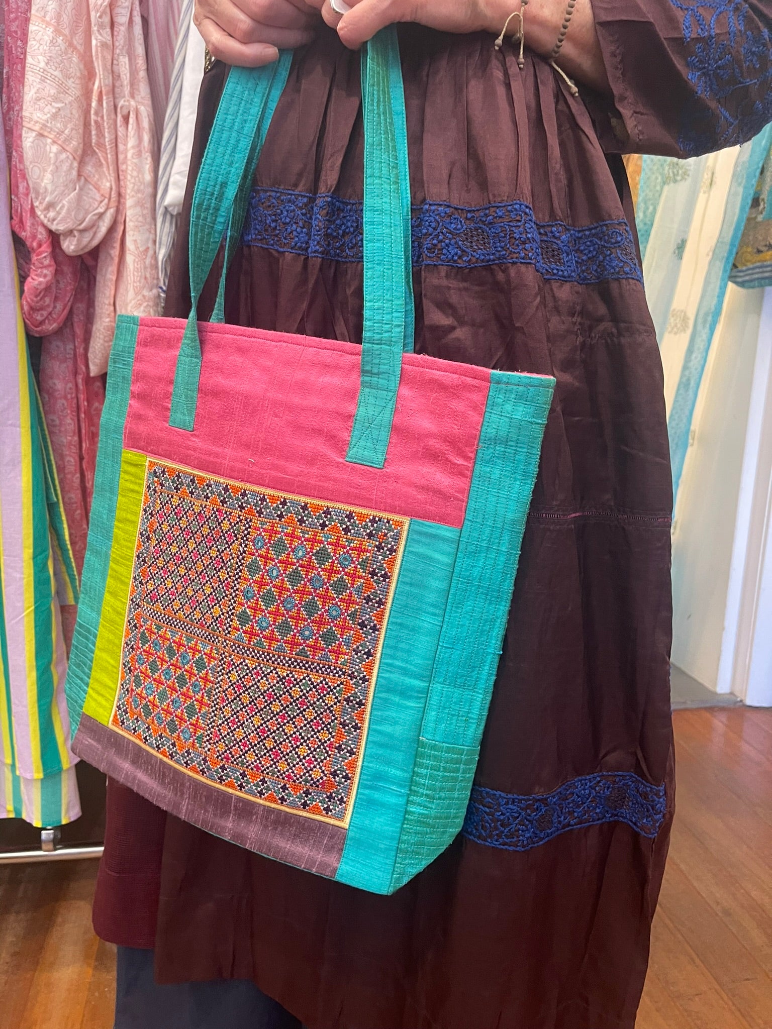 Embroidered JAT TOTE - Reflected Light