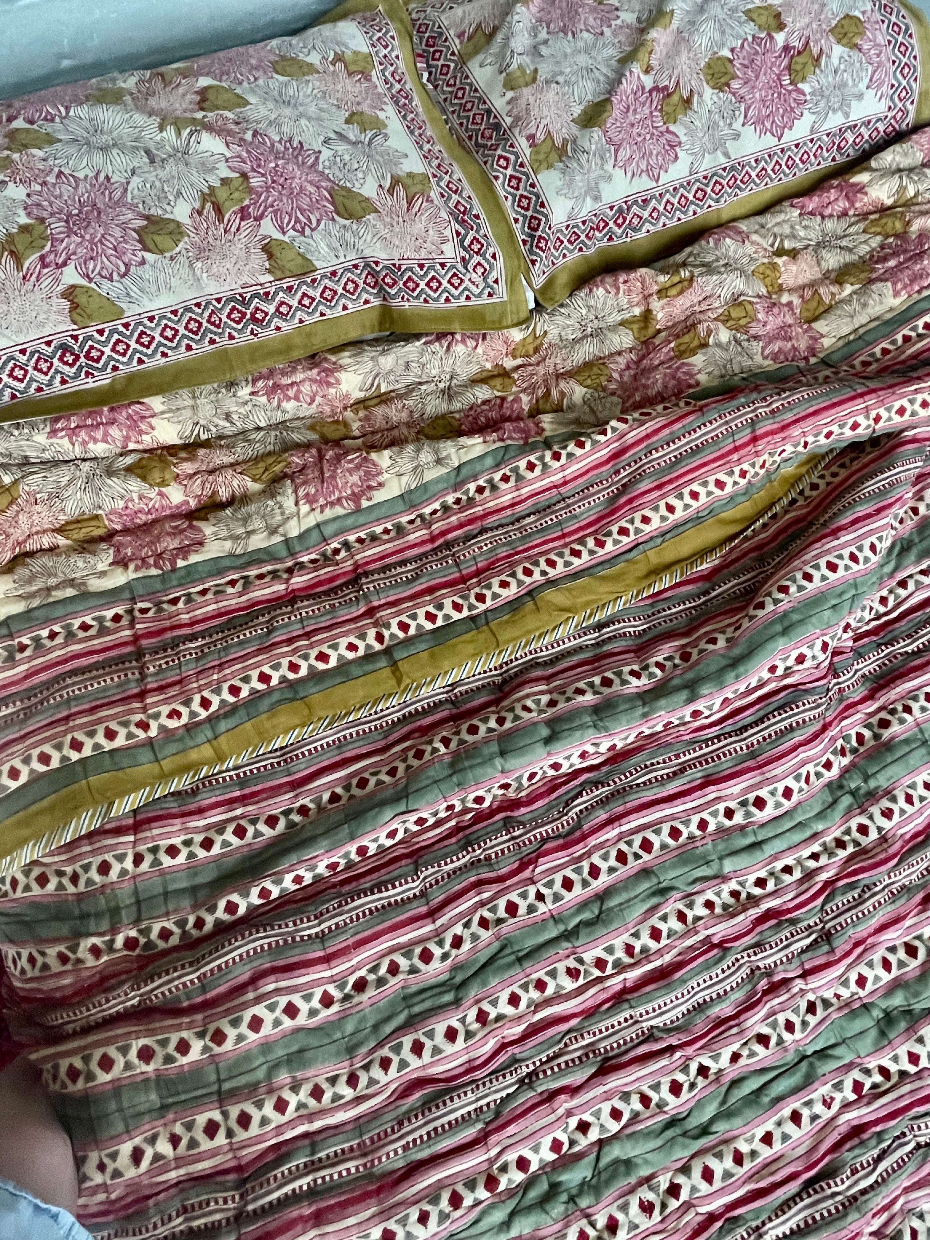 Jaipuri Cotton Quilt - GENTLE AUTUMN