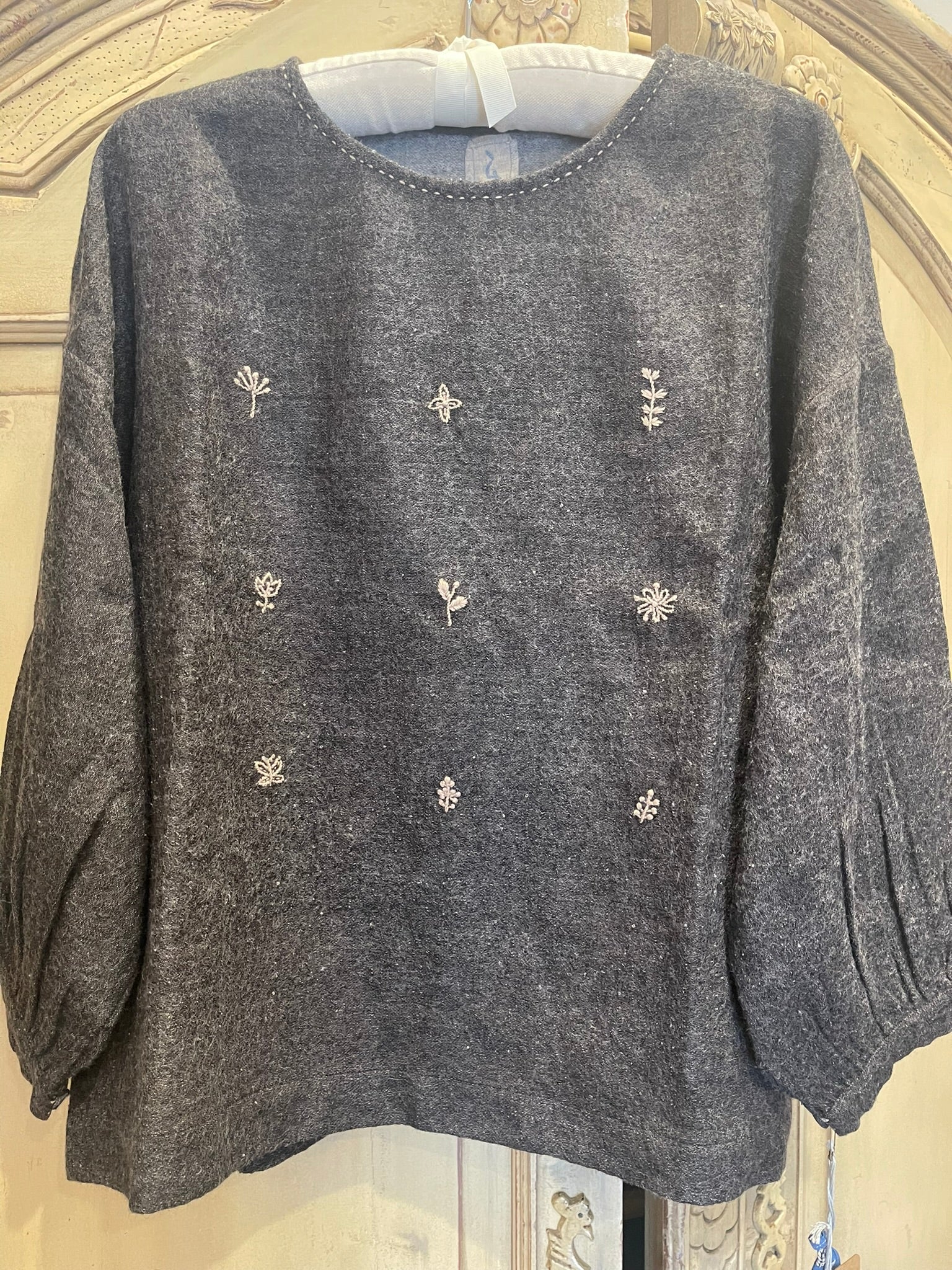 DVE | LAASYA Wool Top - Charcoal