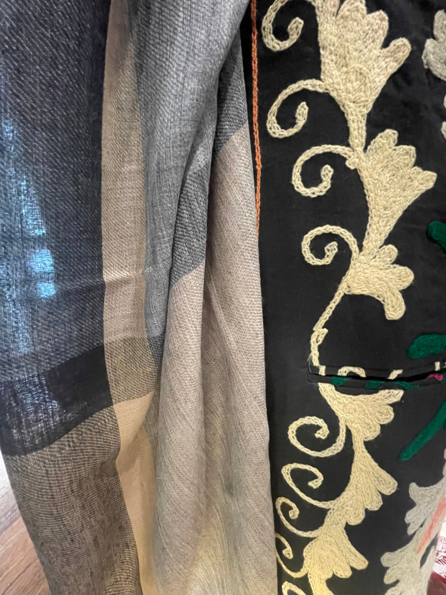 Fine Merino Wool Scarf - Charcoal