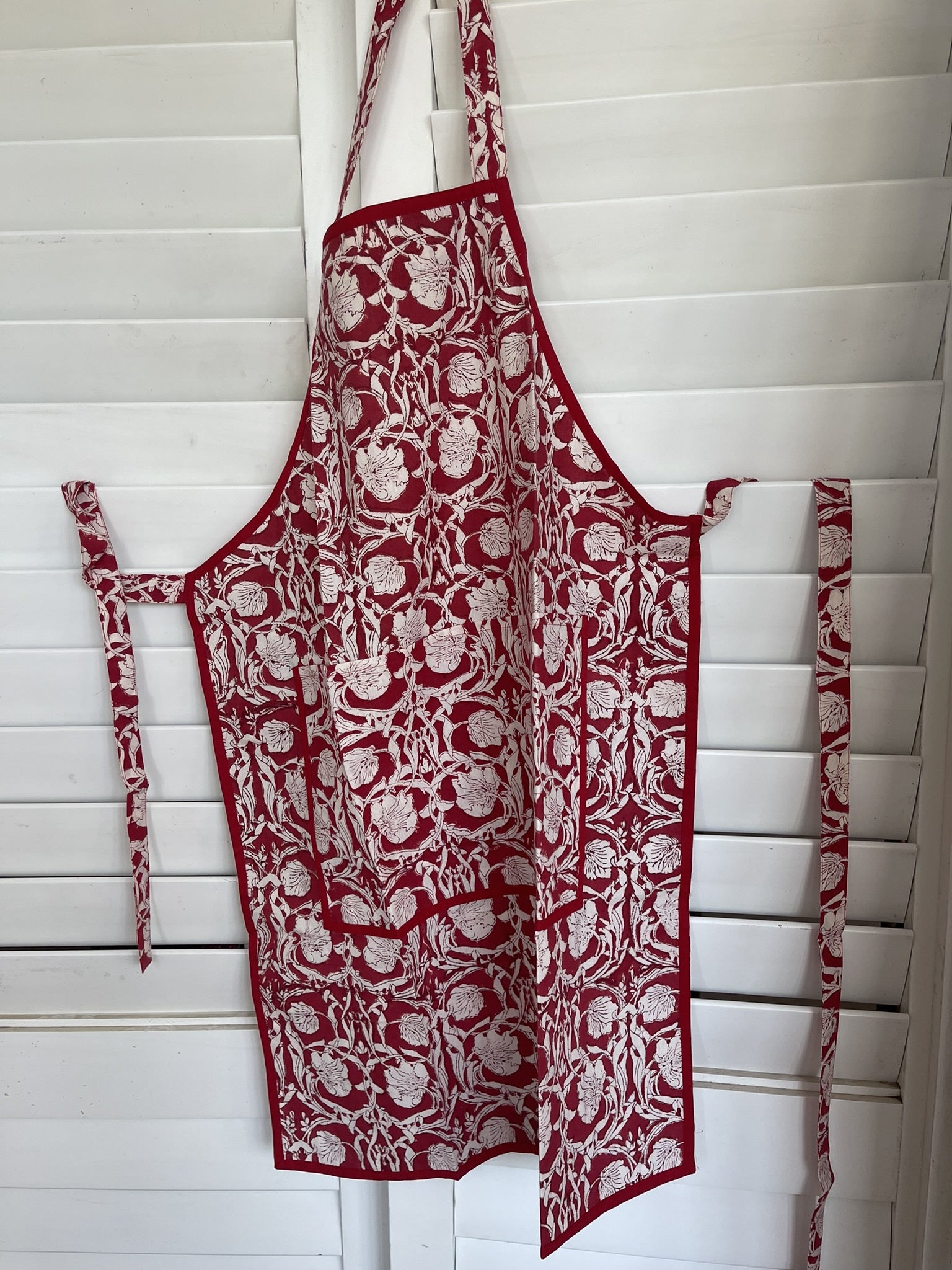 Apron - Christmas Crimson