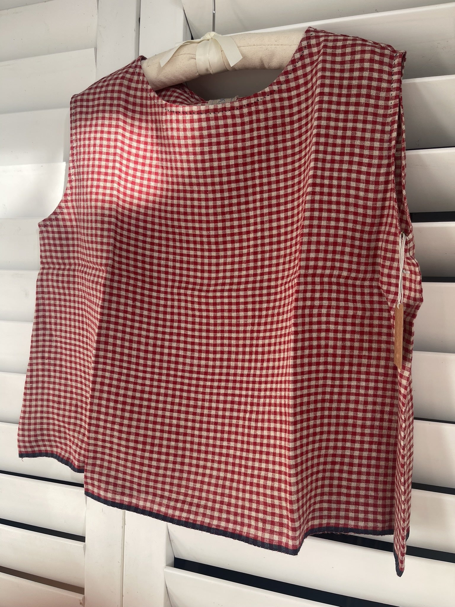 AISHANI Linen Top - Crimson Check