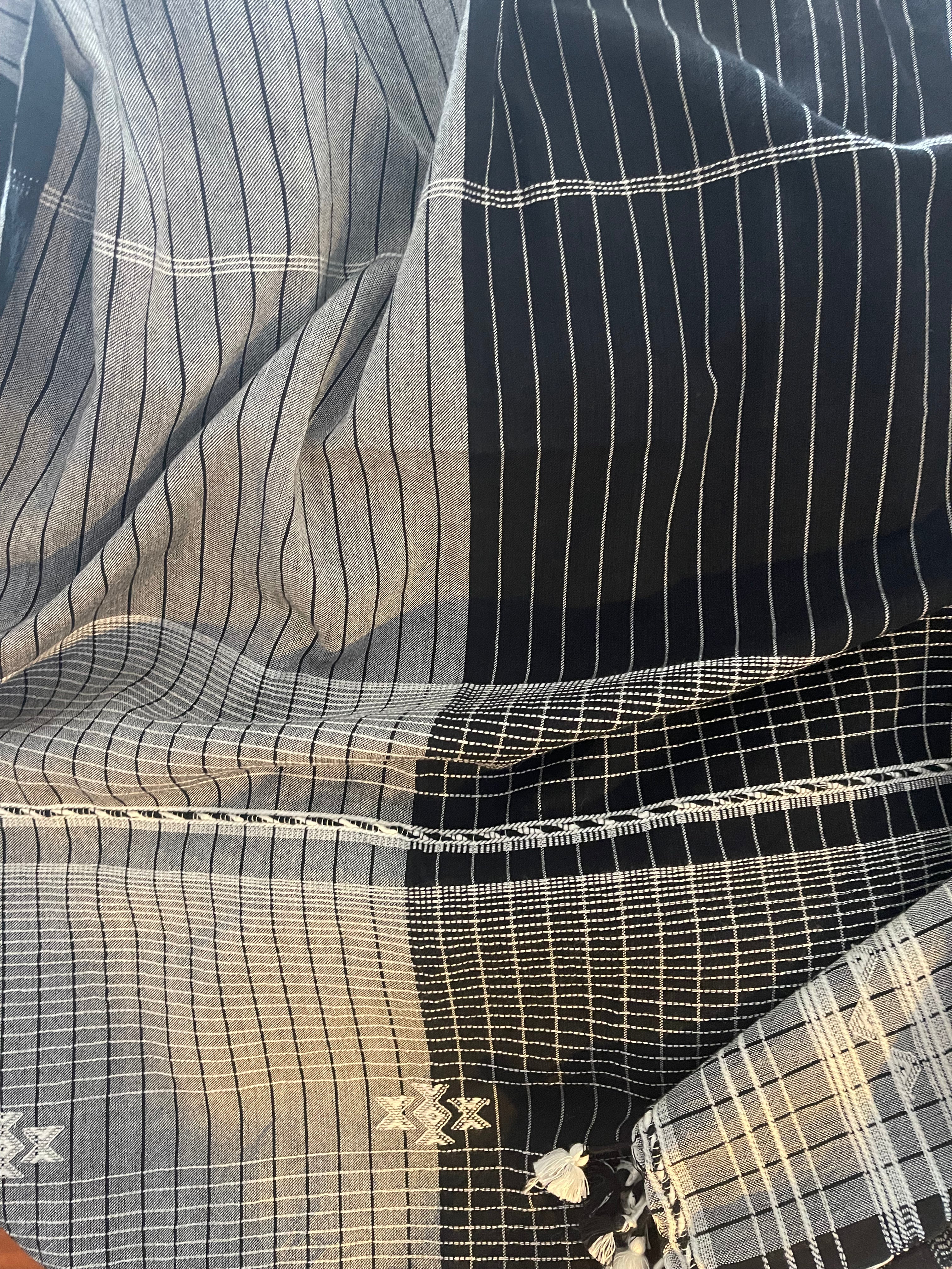 Handloomed Cotton Scarf - Parchment/Charcoal A