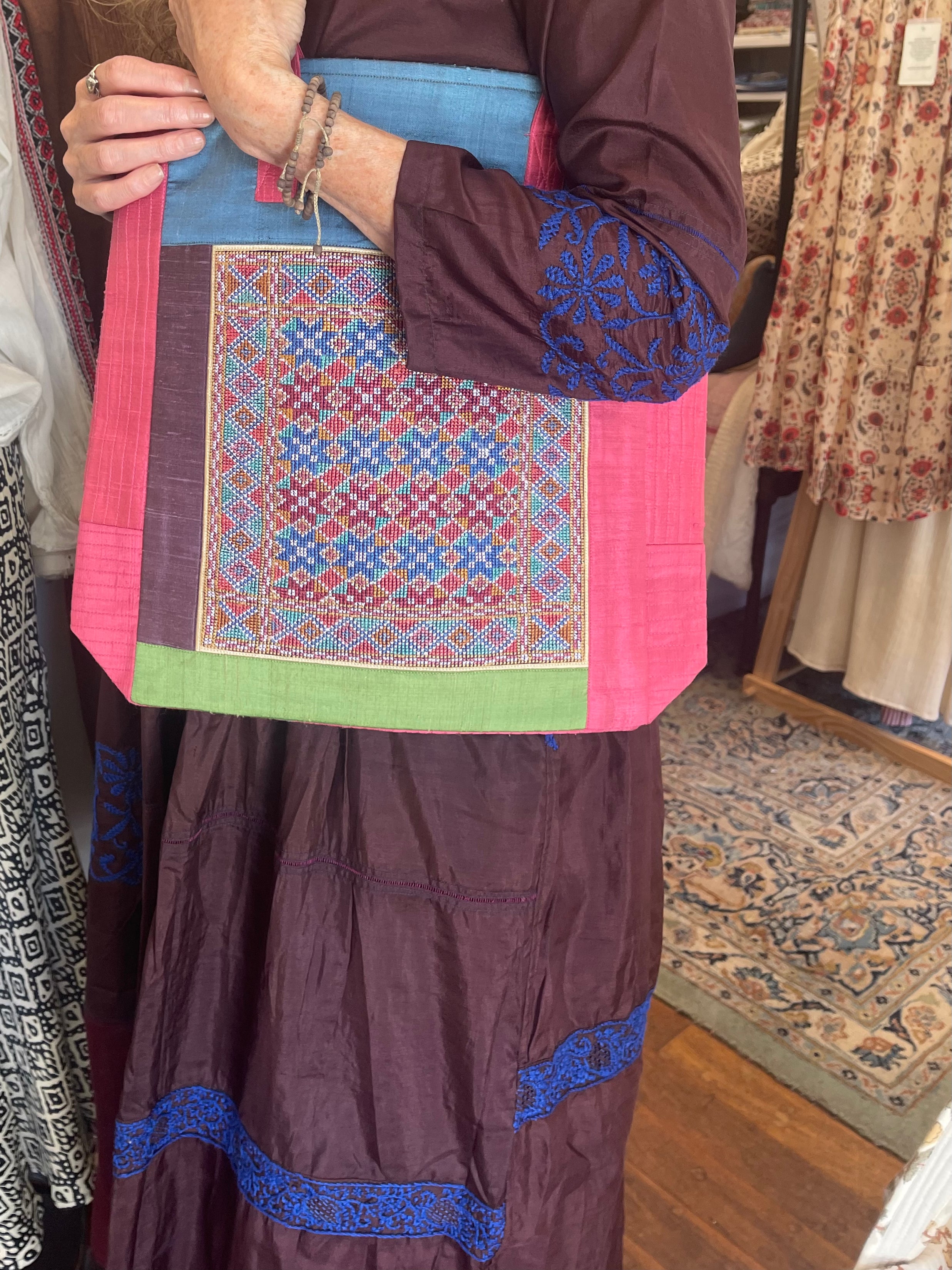 Embroidered  JAT TOTE - Teal/Pink