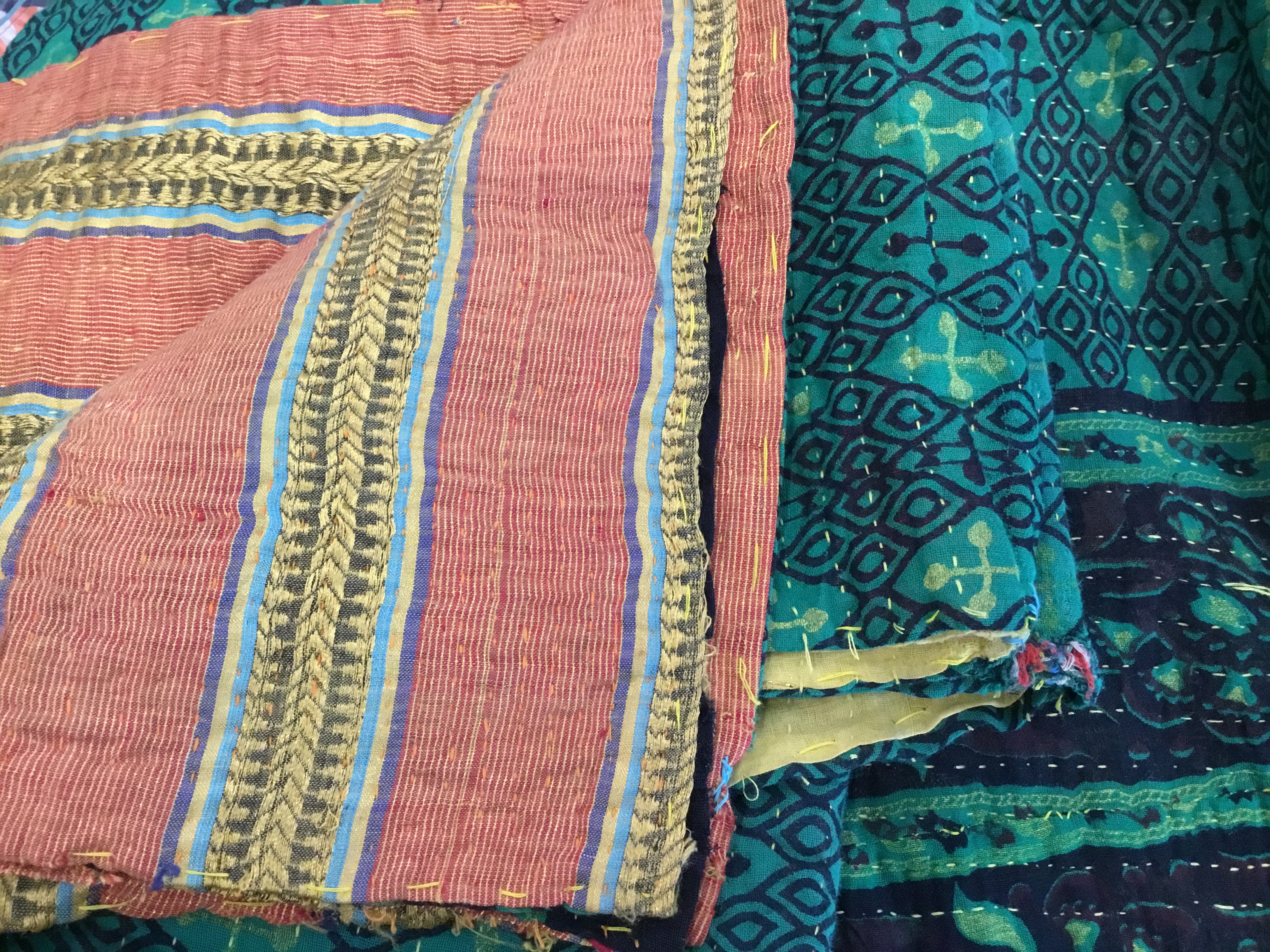 VINTAGE KANTHA - Golden Emerald