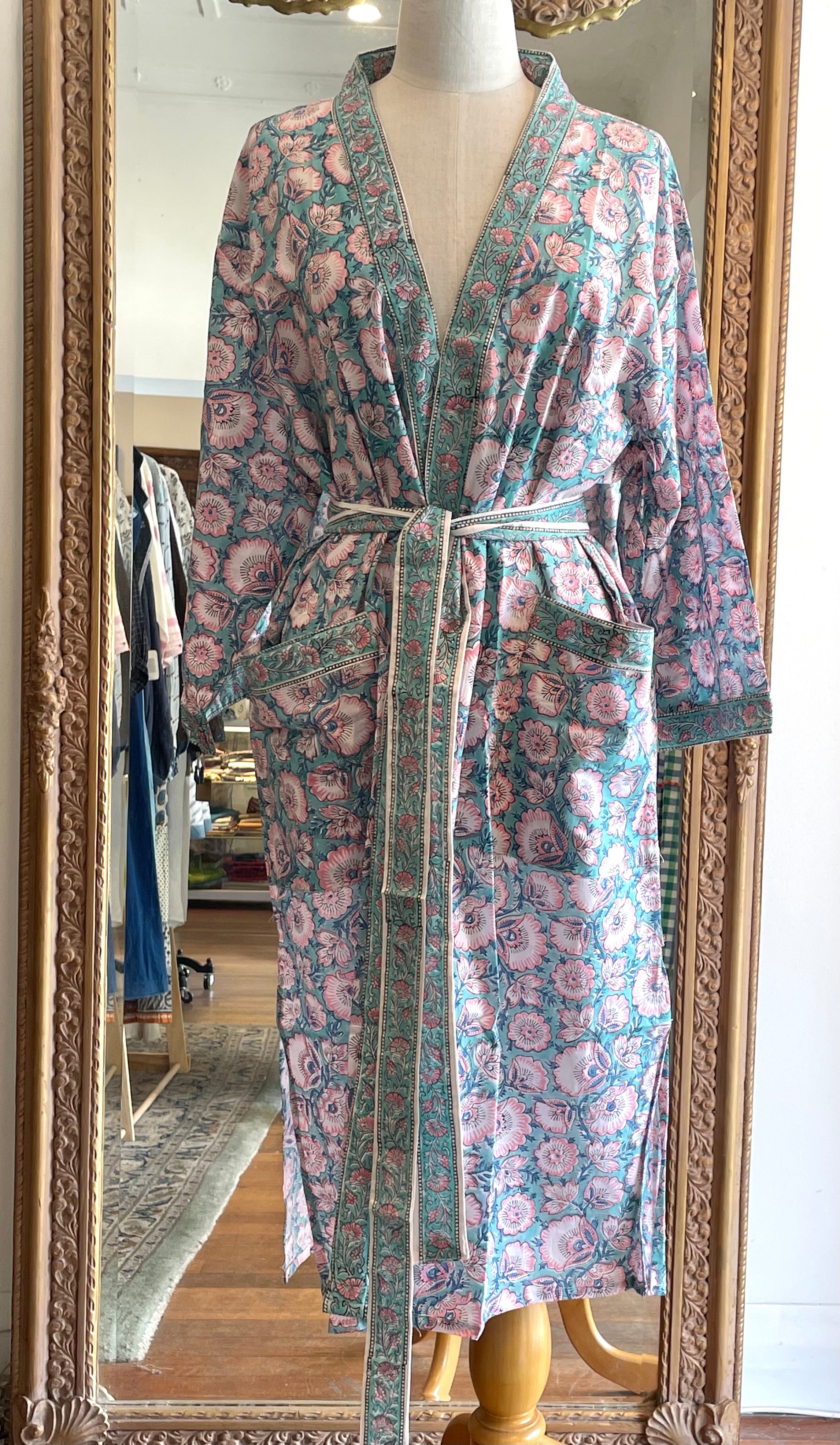 KIMONO /Bath Robe - Boudoir