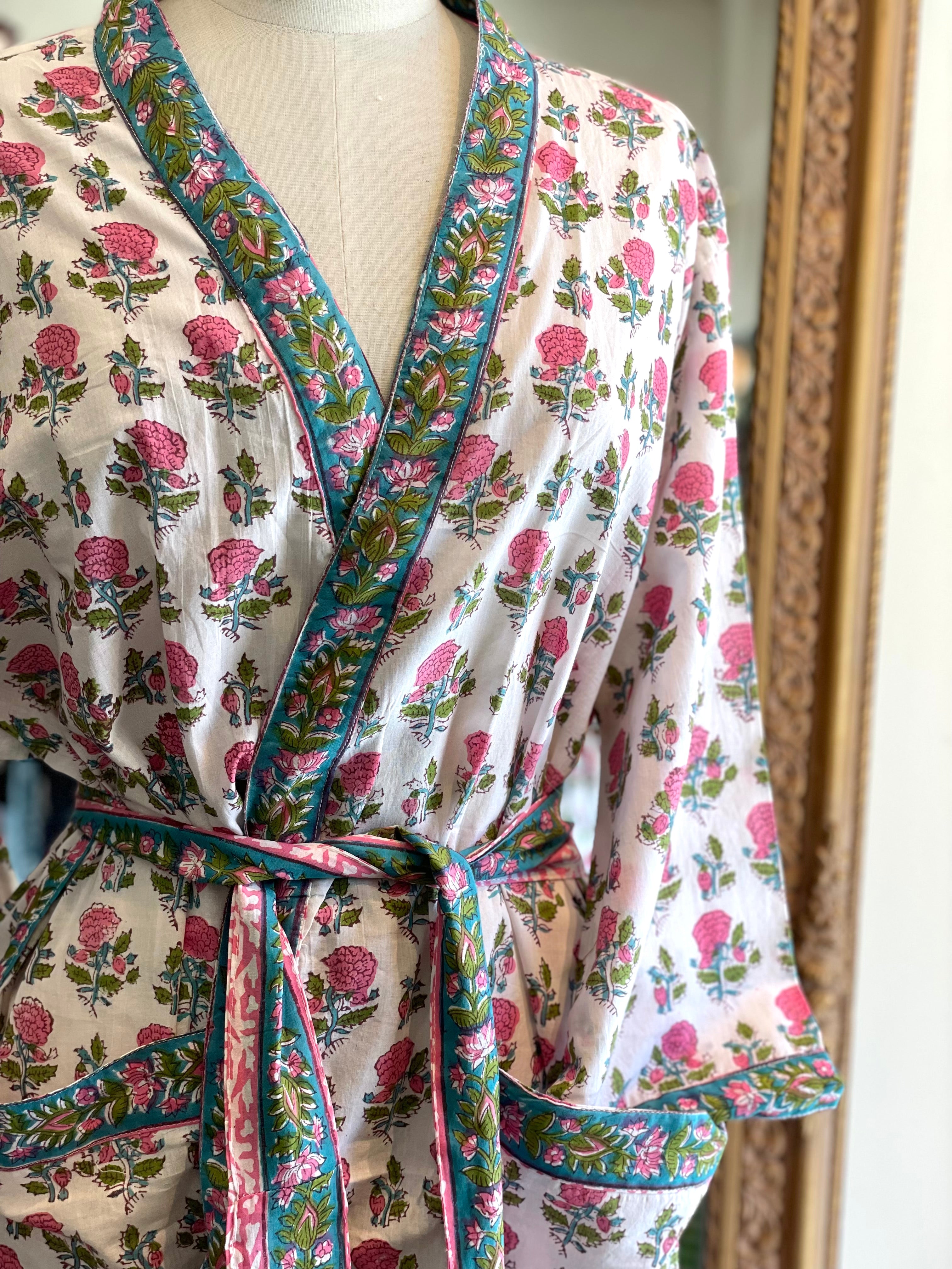 KIMONO /Bath Robe - Roses