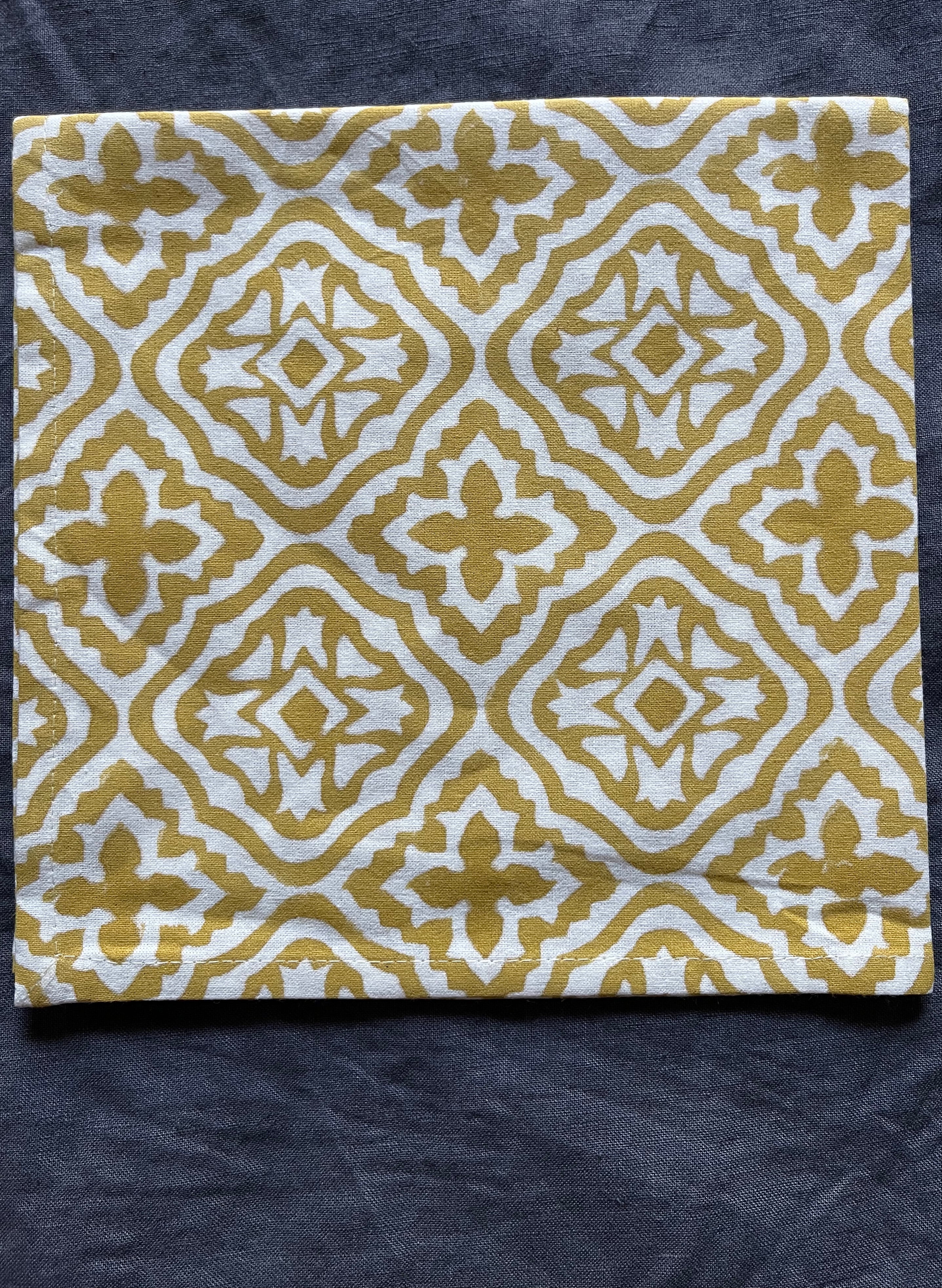 Napkins - Gold Lattice