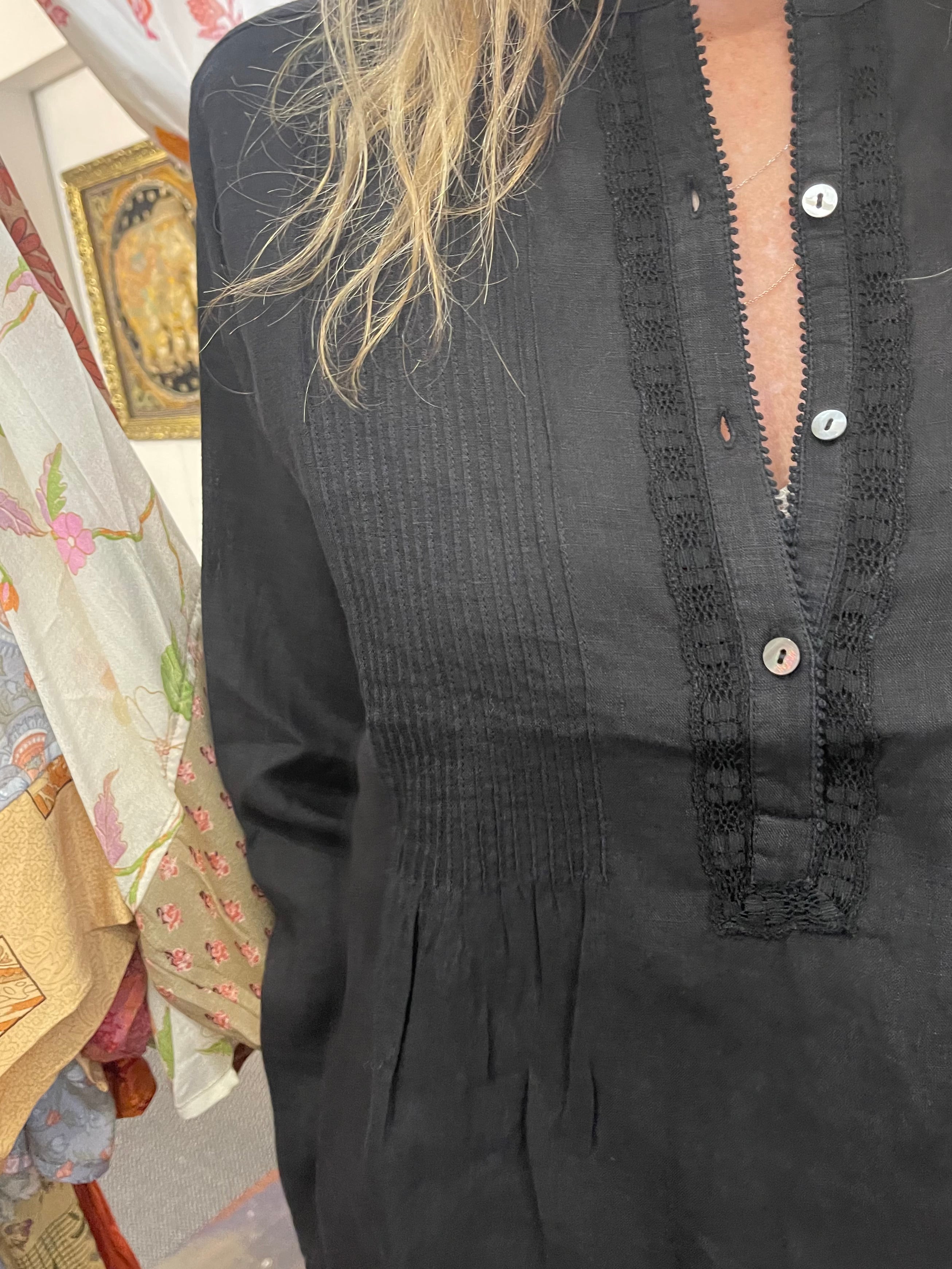 NIVA PINTUCK LINEN SHIRT with LACE- BLACK