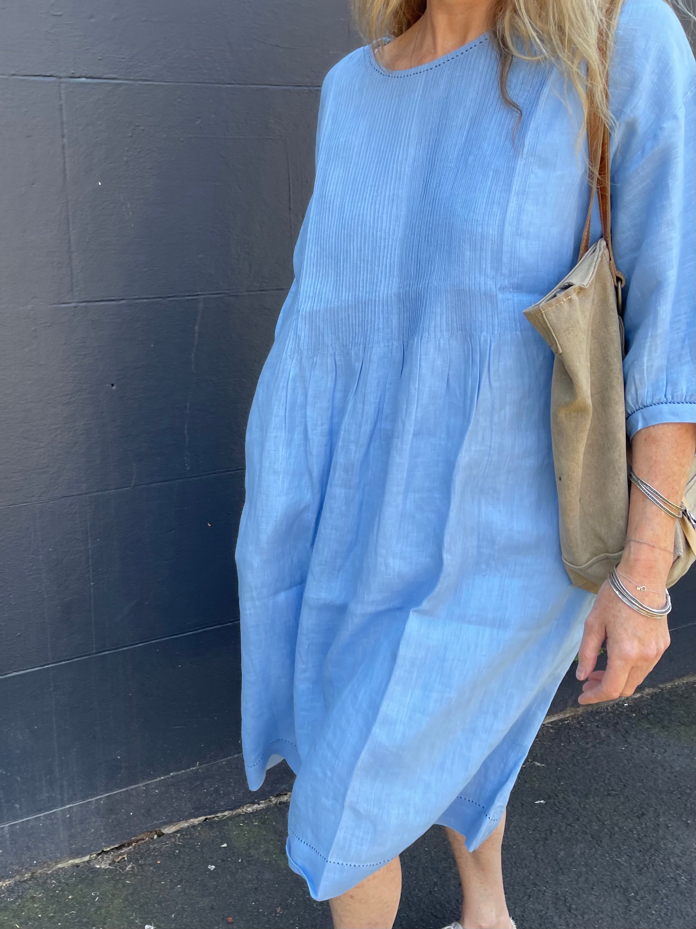 ANISHA LINEN DRESS - SKY