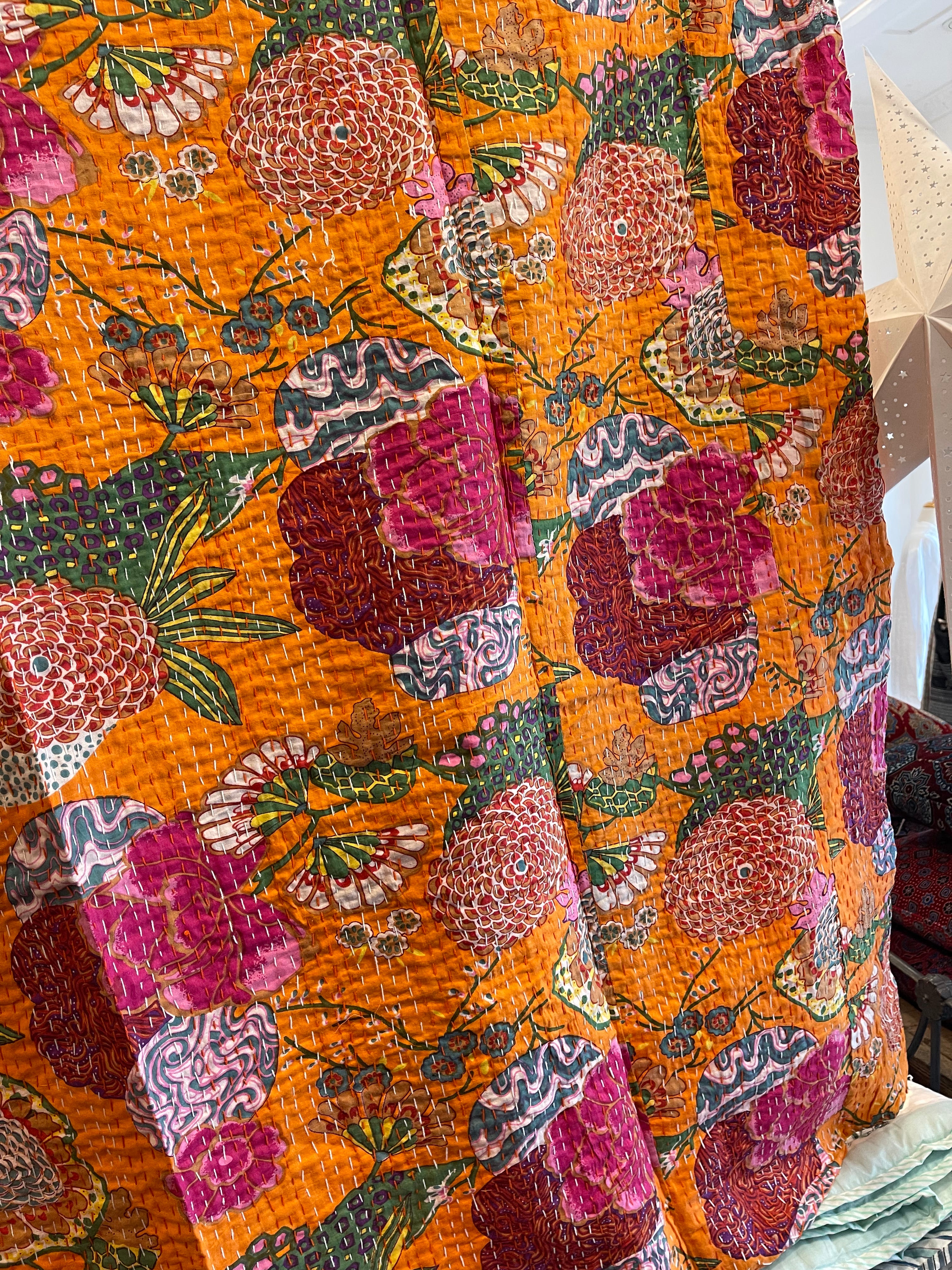 KANTHA - Chrysanthemum TANGERINE