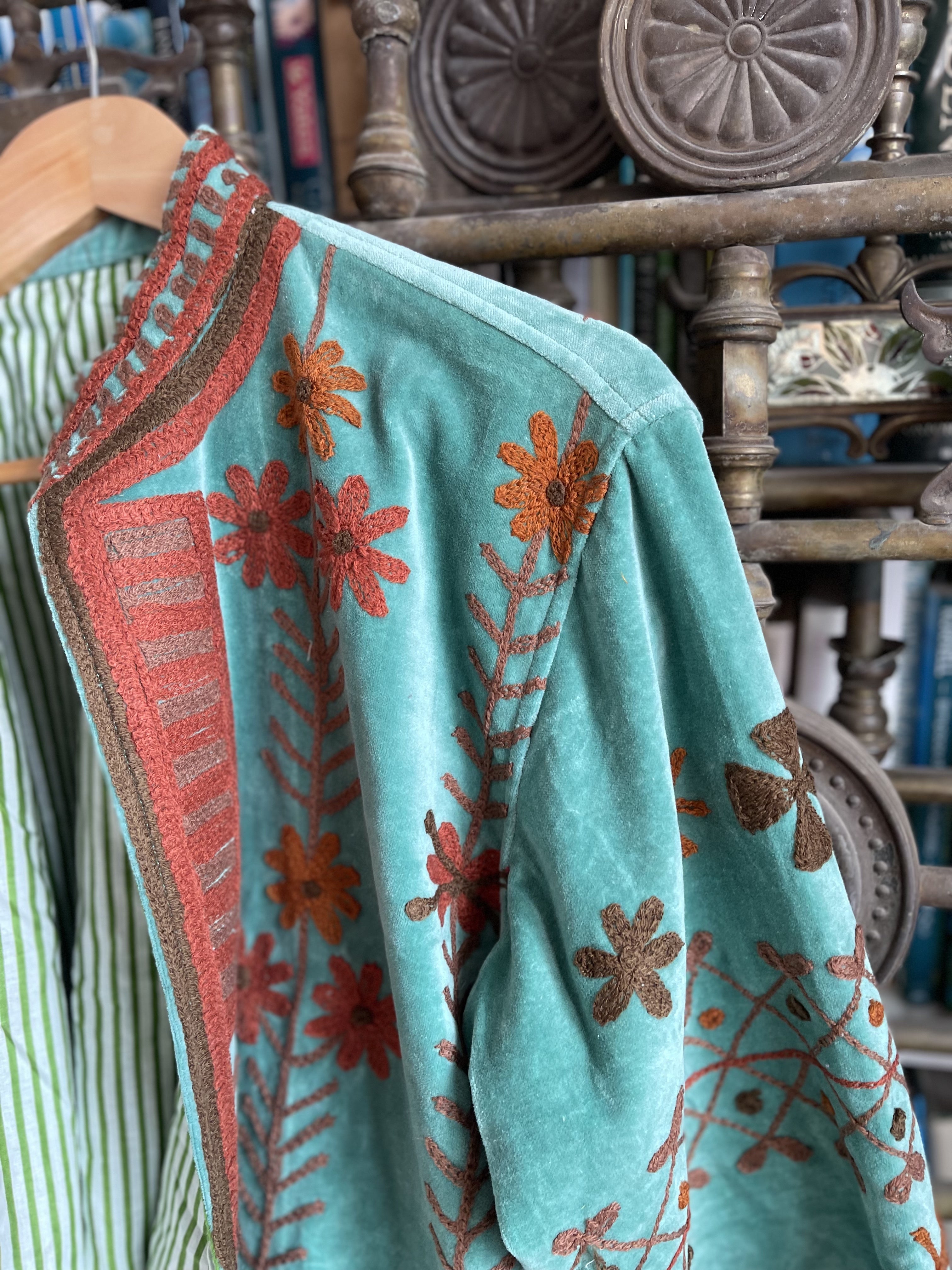 Chinoiserie Velvet Jacket - Lake Green/Rust