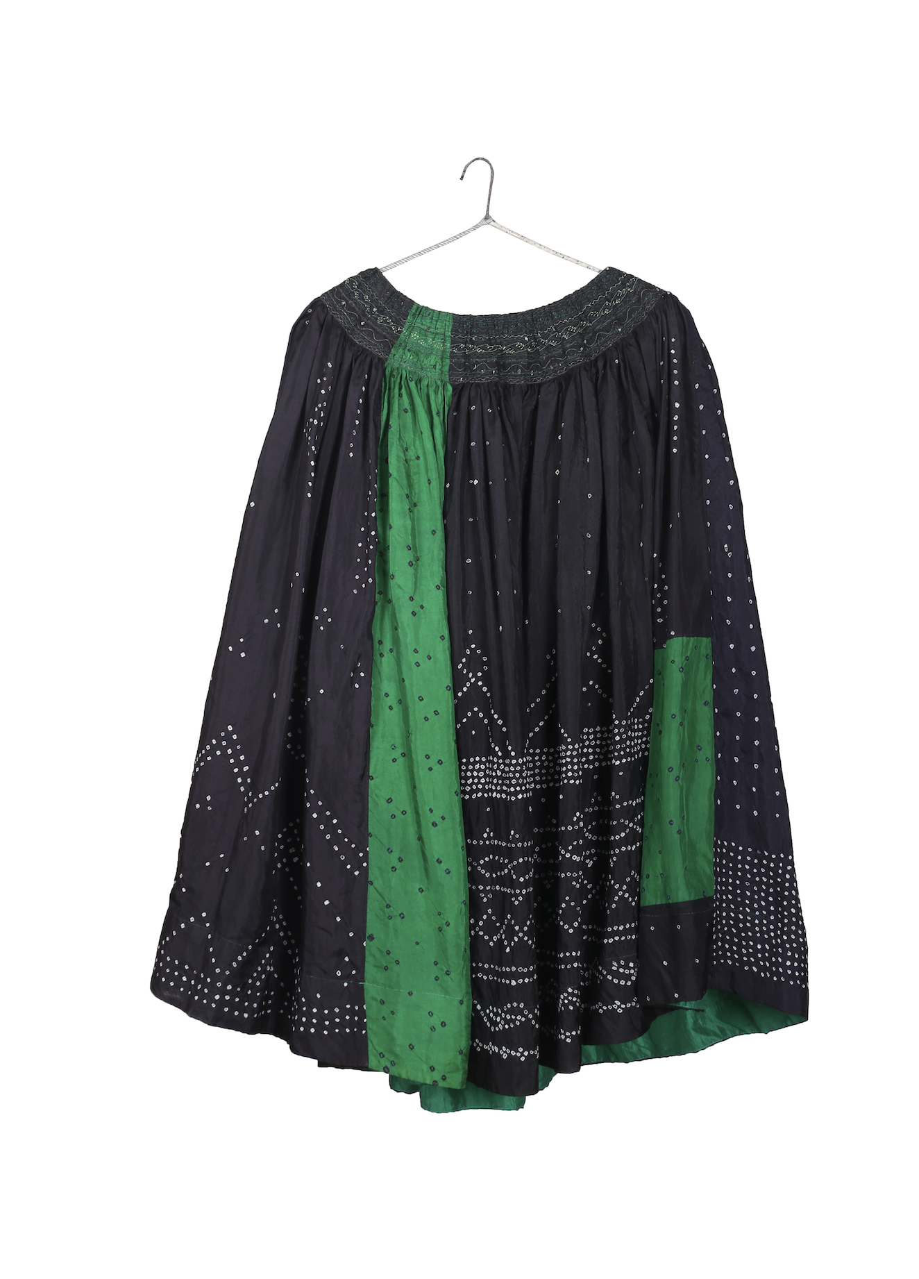 FOLKLORE 145 - Skirt Silk Bandhani Emerald Stripe