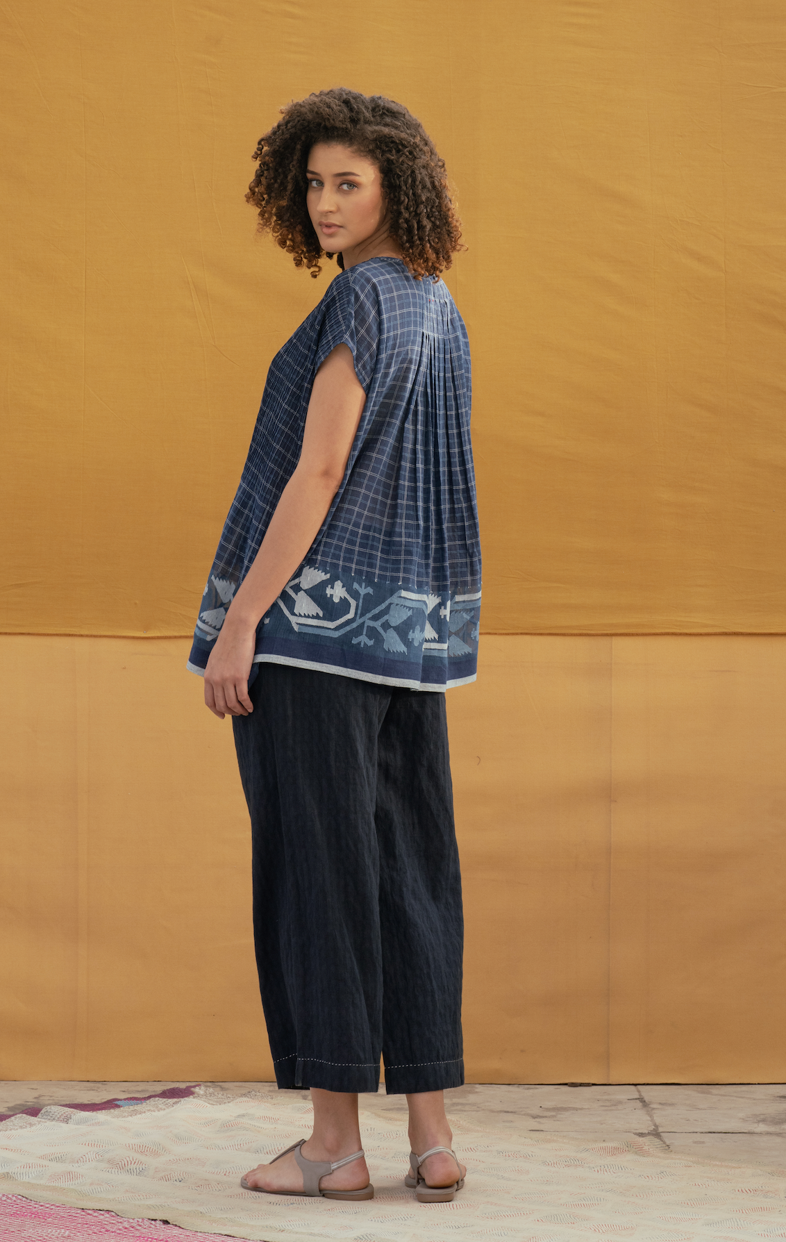 Handwoven jamdani top - DIVYA Check Indigo