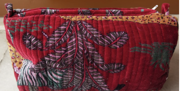 Velvet -  Crimson Jungle