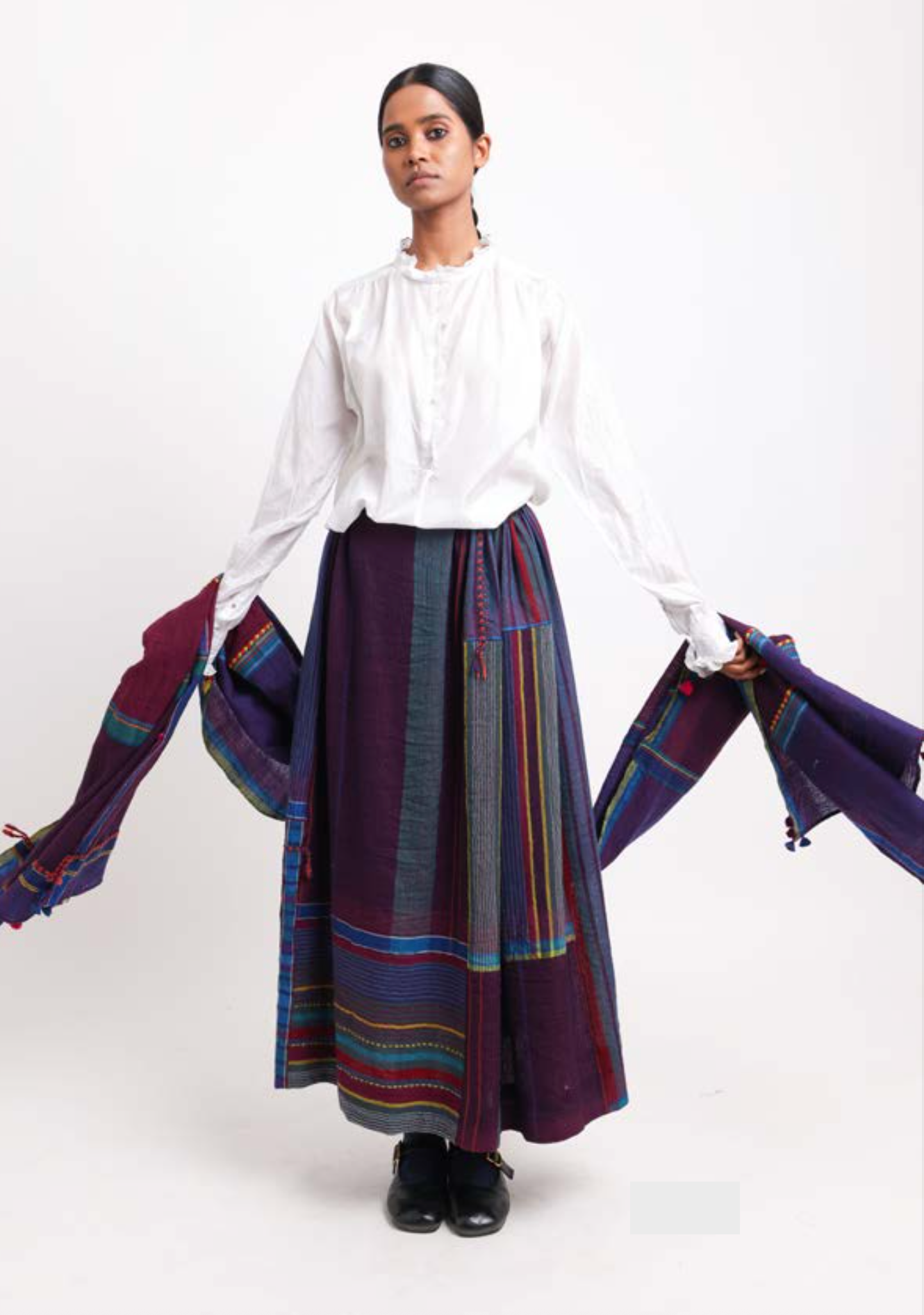 MIRAJ 148 Woollen Scarf - Cool Violet