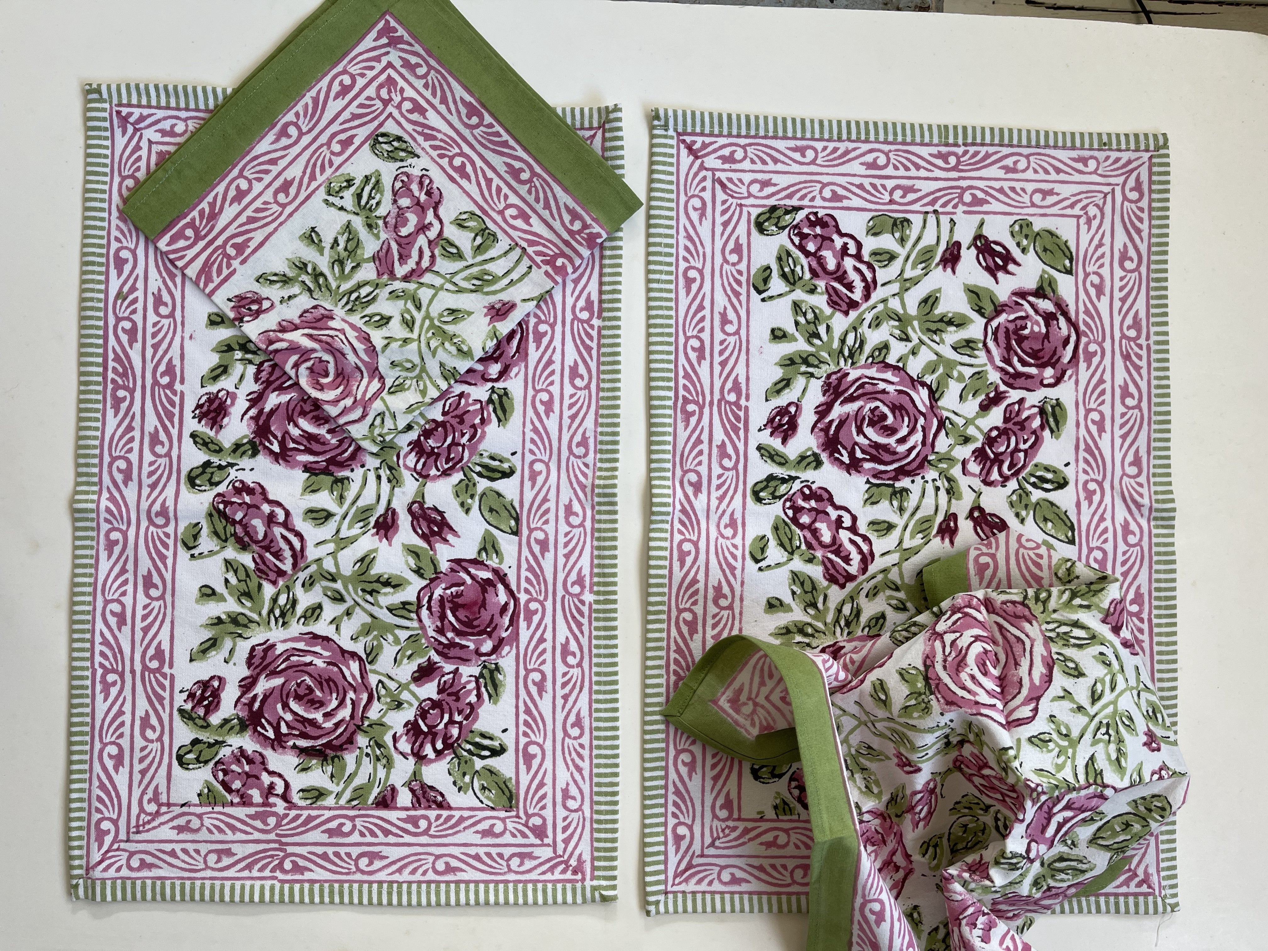 Table Mats + Napkins  - Rose Garden