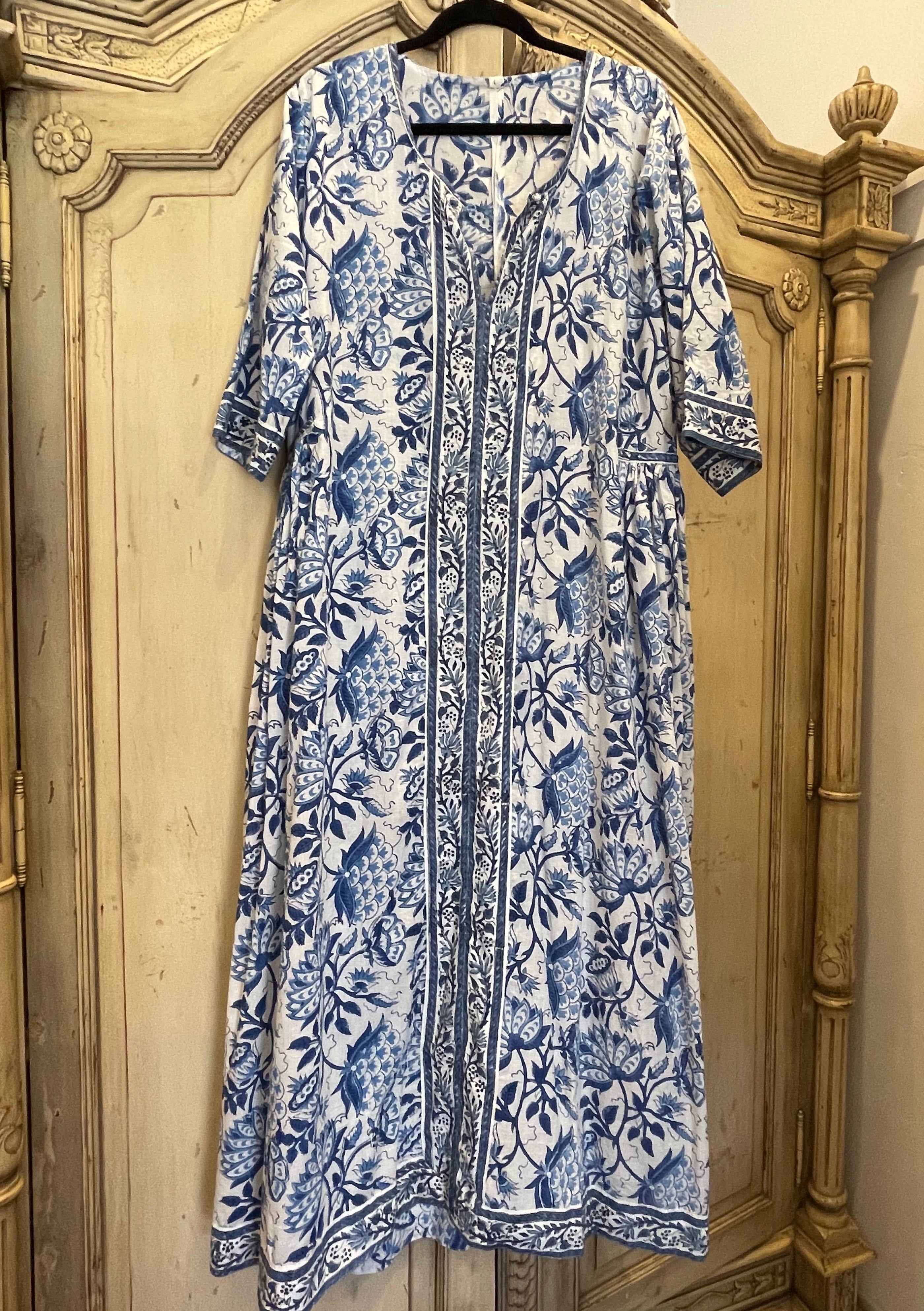 BHOPALI KURTA DRESS - FRENCH  FLORAL