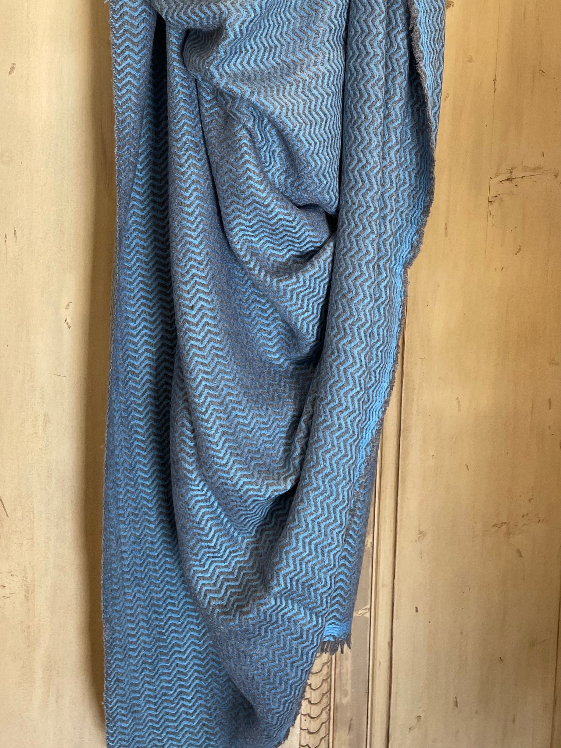 Cashmere Throw/Wrap - Chevron Ocean