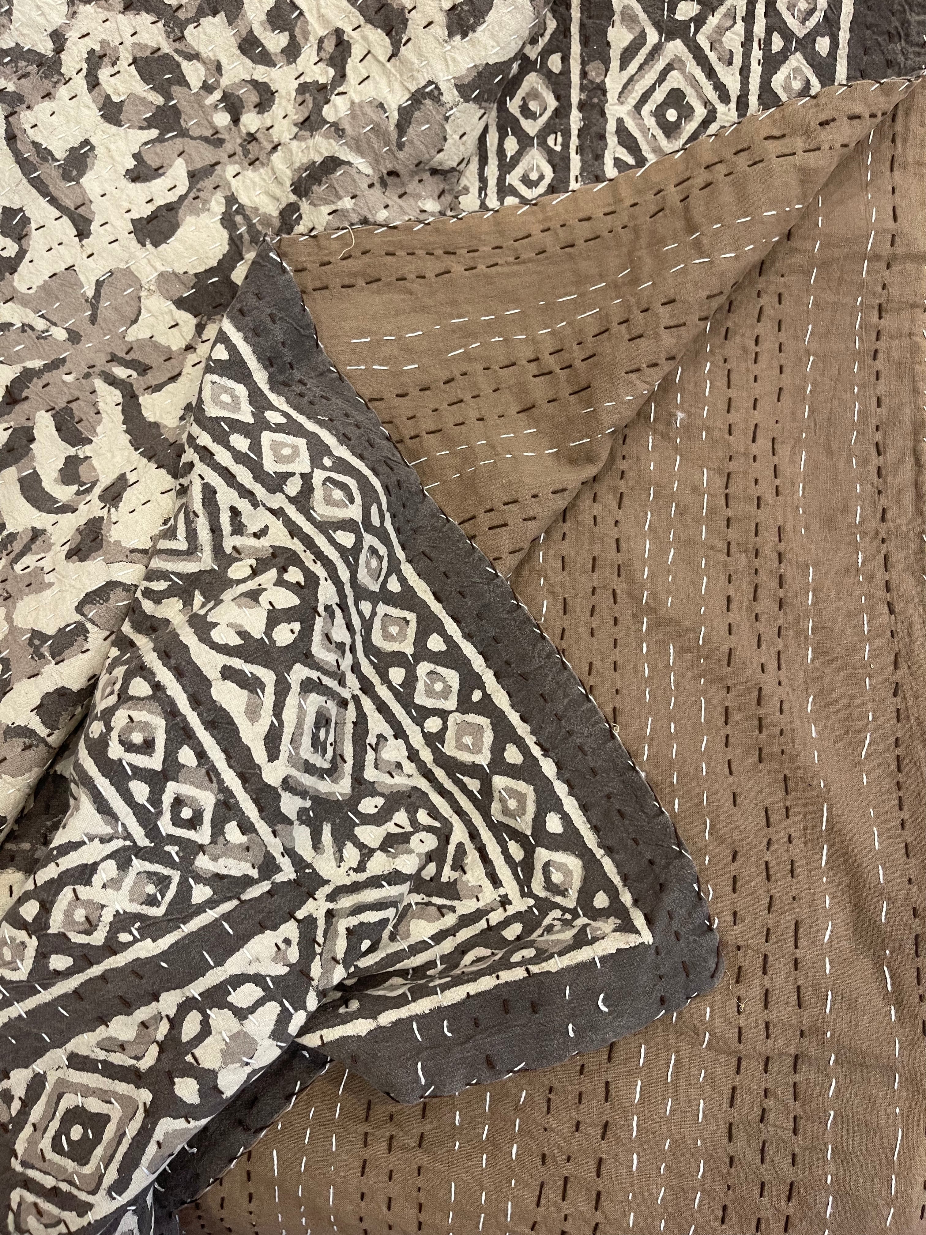 KANTHA - FLOWERS IN THE WOOD