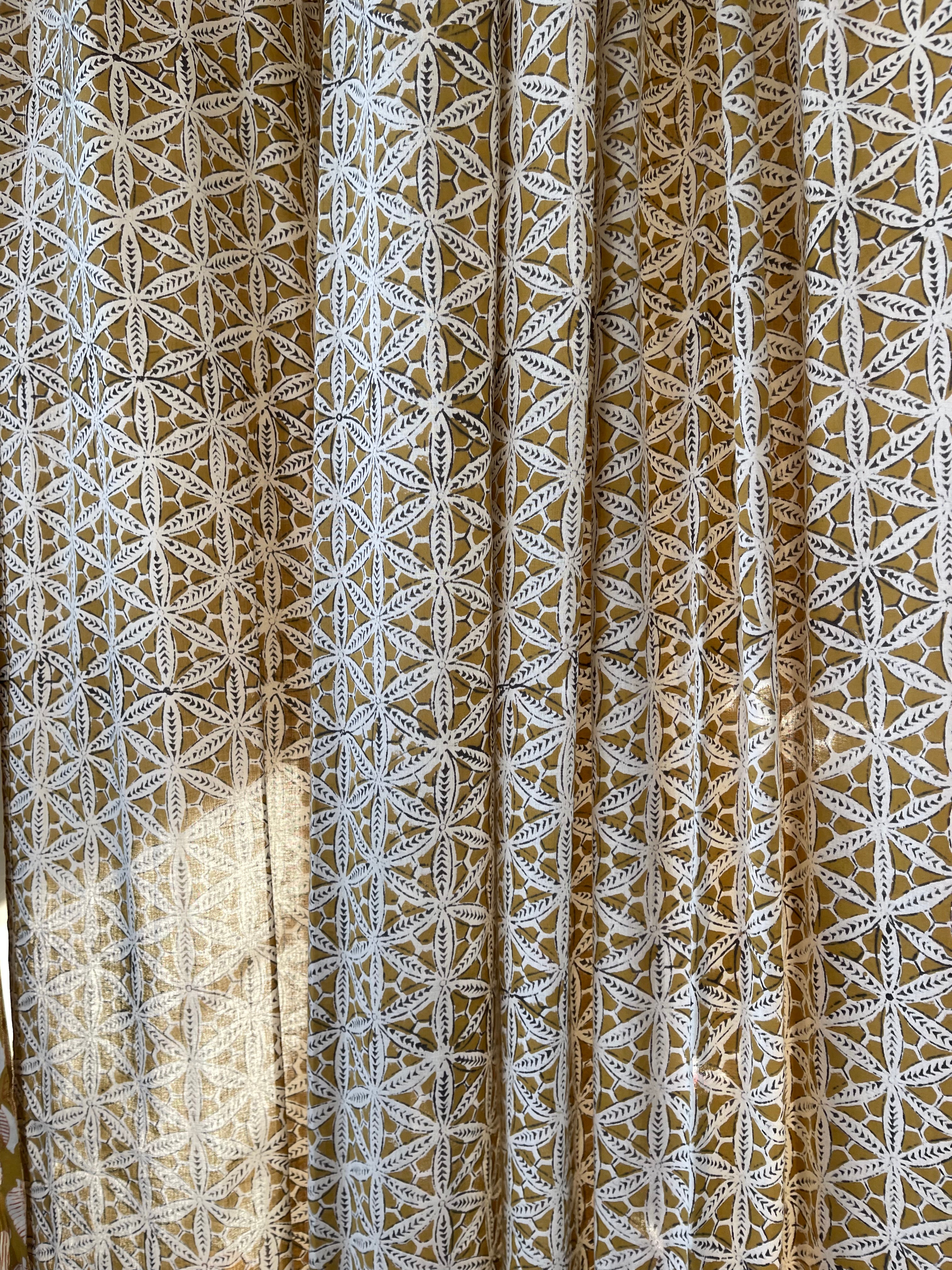 HANDBLOCK PRINTED CURTAIN - MUSTARD CORAL