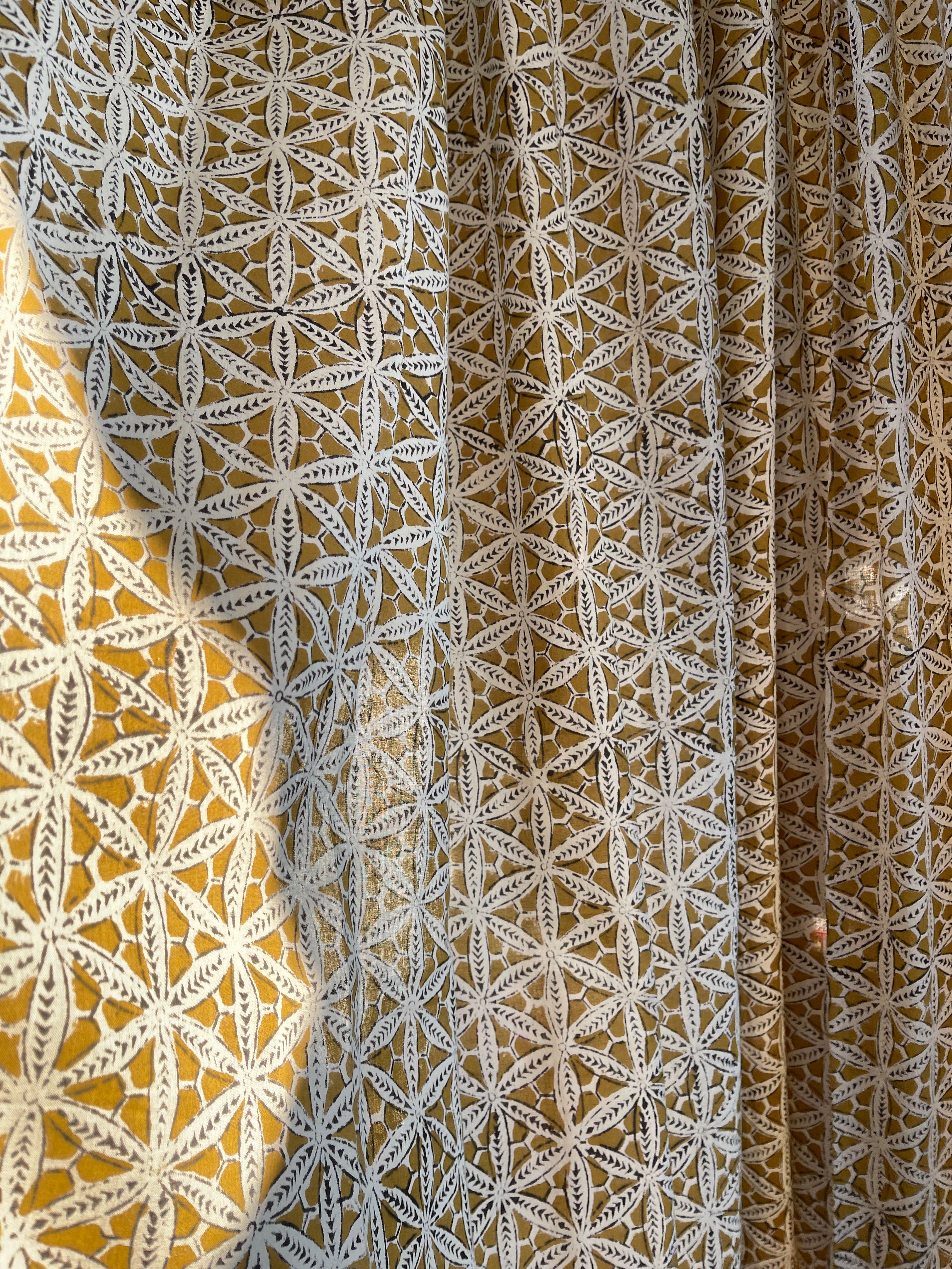 HANDBLOCK PRINTED CURTAIN - MUSTARD CORAL