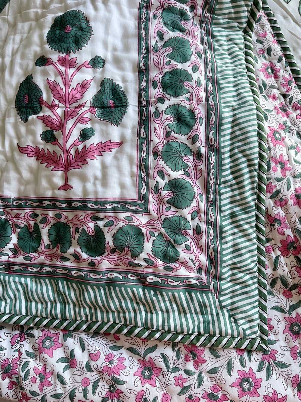 JAIPURI RAZAI ENGLISH GARDEN