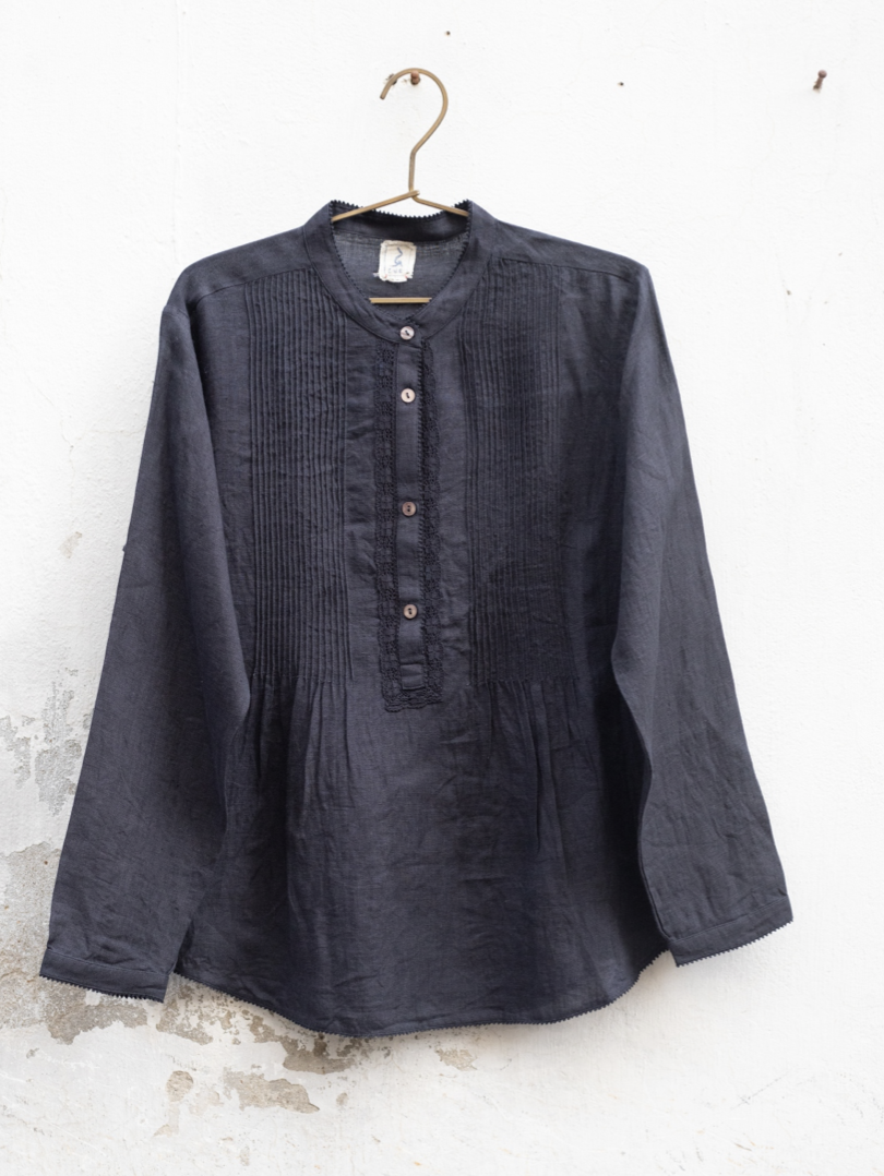 NIVA PINTUCK LINEN SHIRT with LACE- BLACK